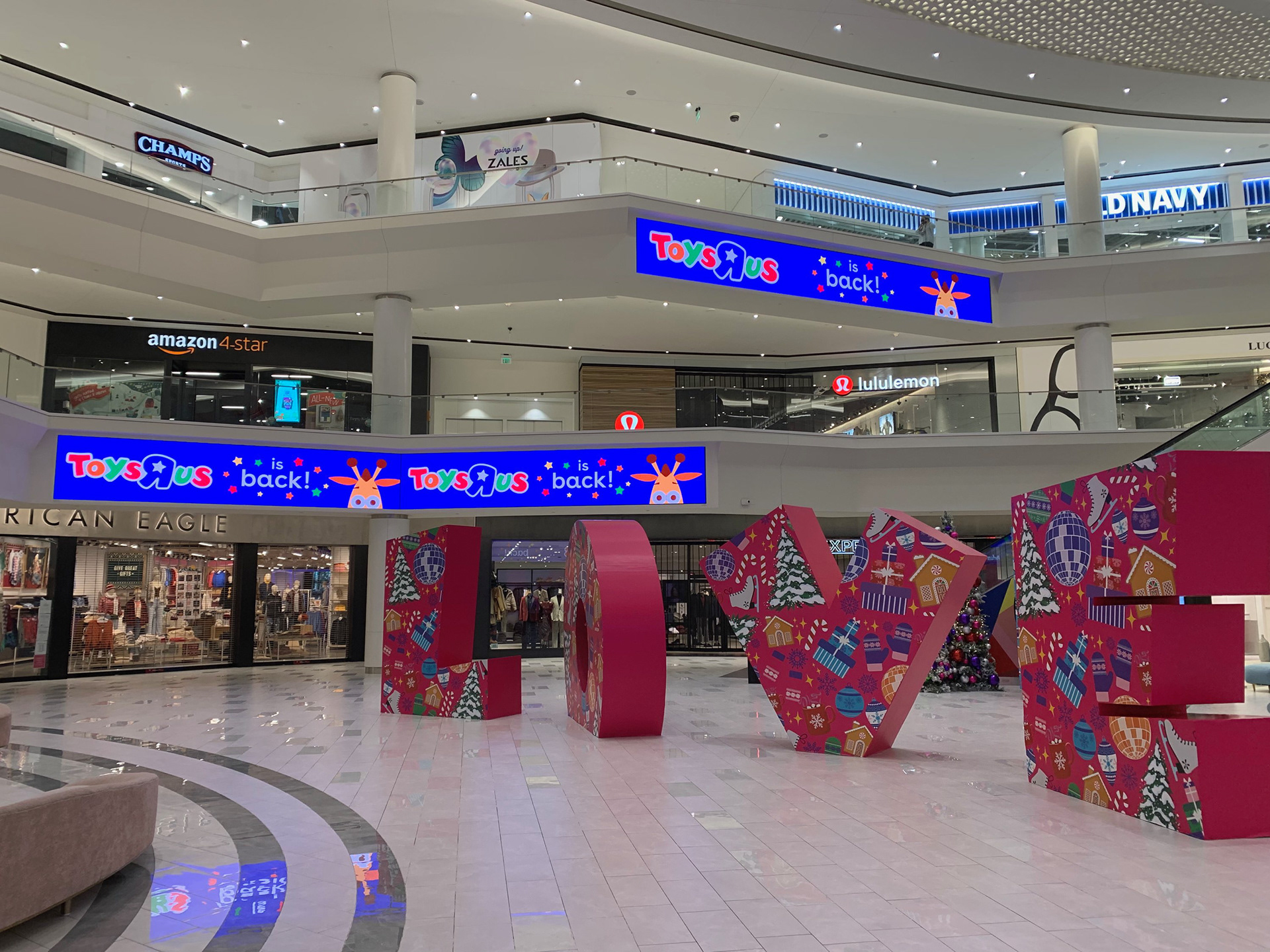 Toys R Us Grand Opening at American Dream Mall 2021 – LesDudis