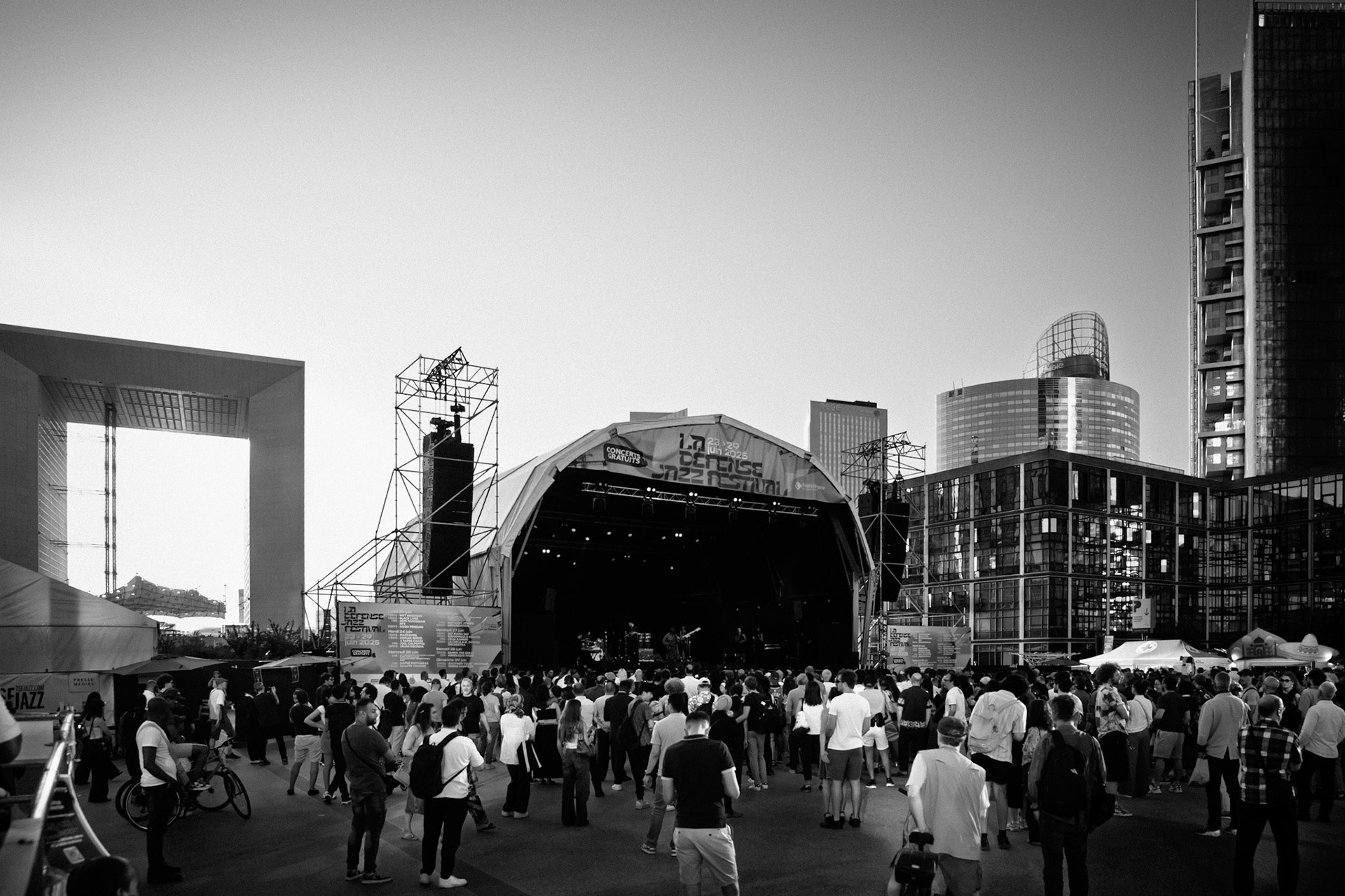 Jalen Ngonda , La Défense Jazz Festival, Parvis de la Défense, 24 juin 2025