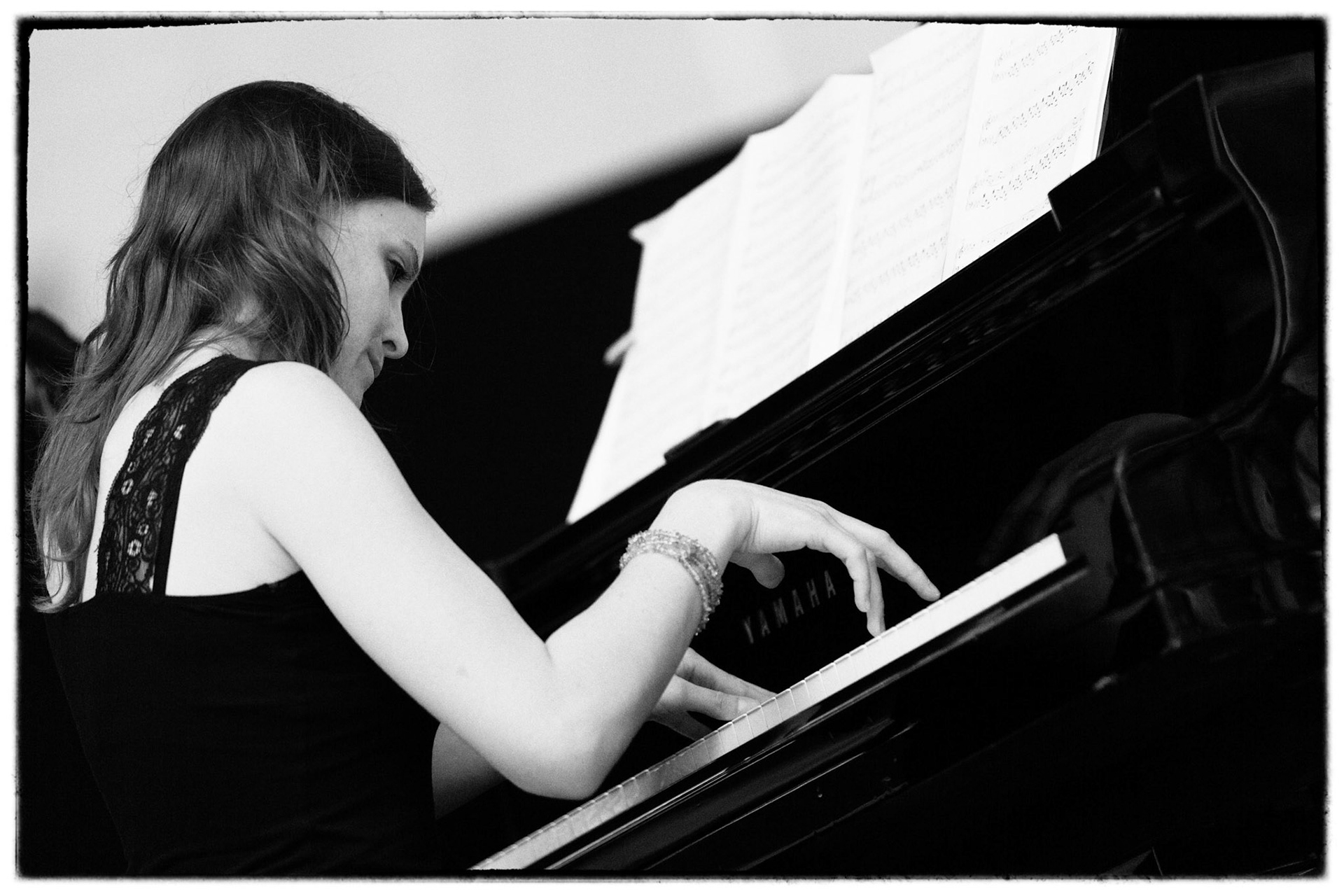 Anne Quillier Sextet, 36ème édition de La Défense Jazz Festival, Le Concours National de Jazz de la Dédense, Parvis de la Défense, 6 juillet 2013