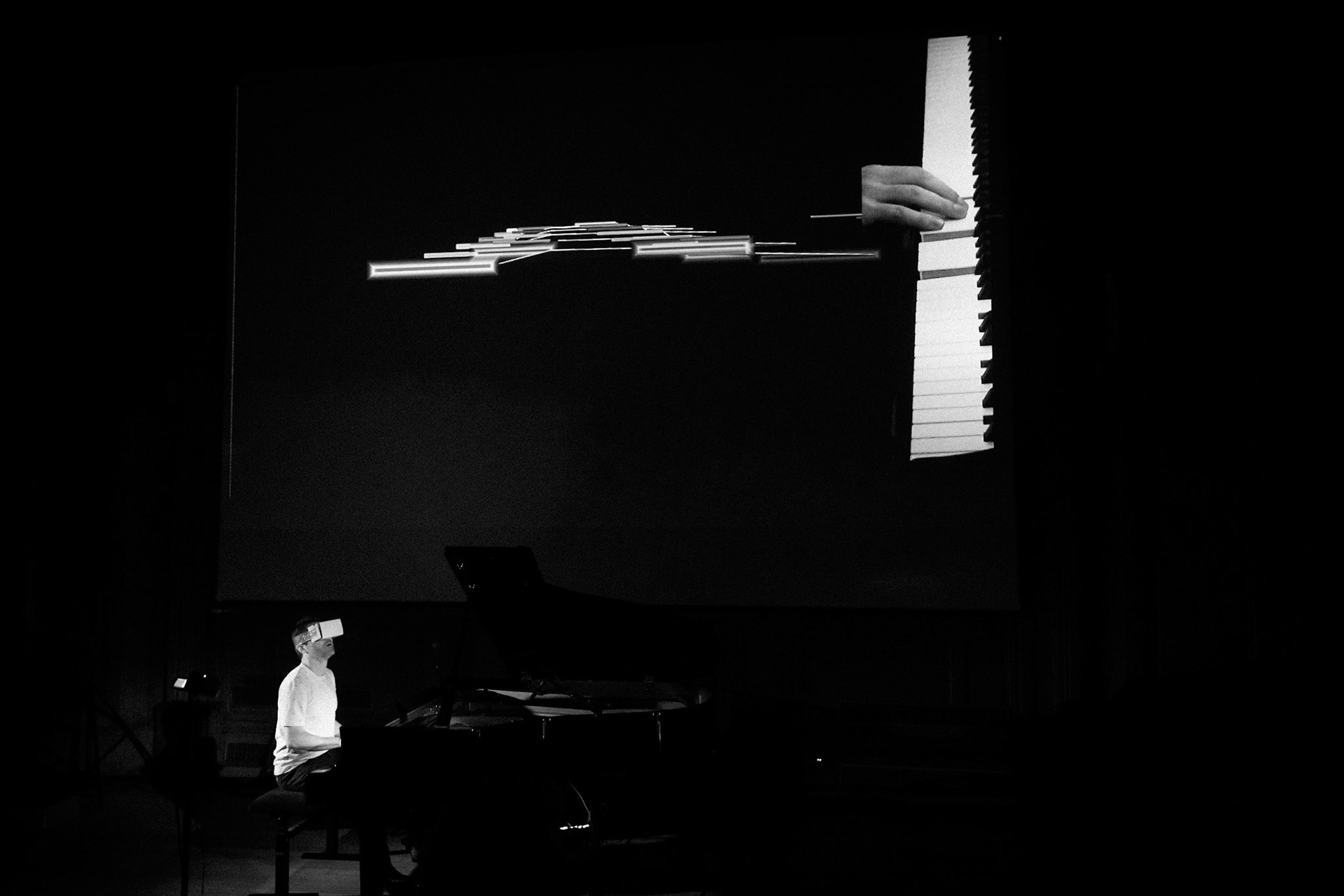 Dan Tepfer "Naturals Machines", Festival Jazz Saint-Germain-des-Prés - Paris , Maison de l'Océan - Grand amphithéâtre, 21 mai 2022