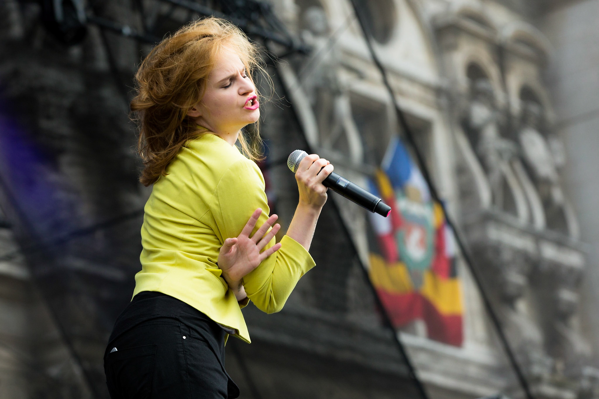 CHRISTINE & THE QUEENS - 07/2012 - FESTIVAL FNAC LIVE - PARIS