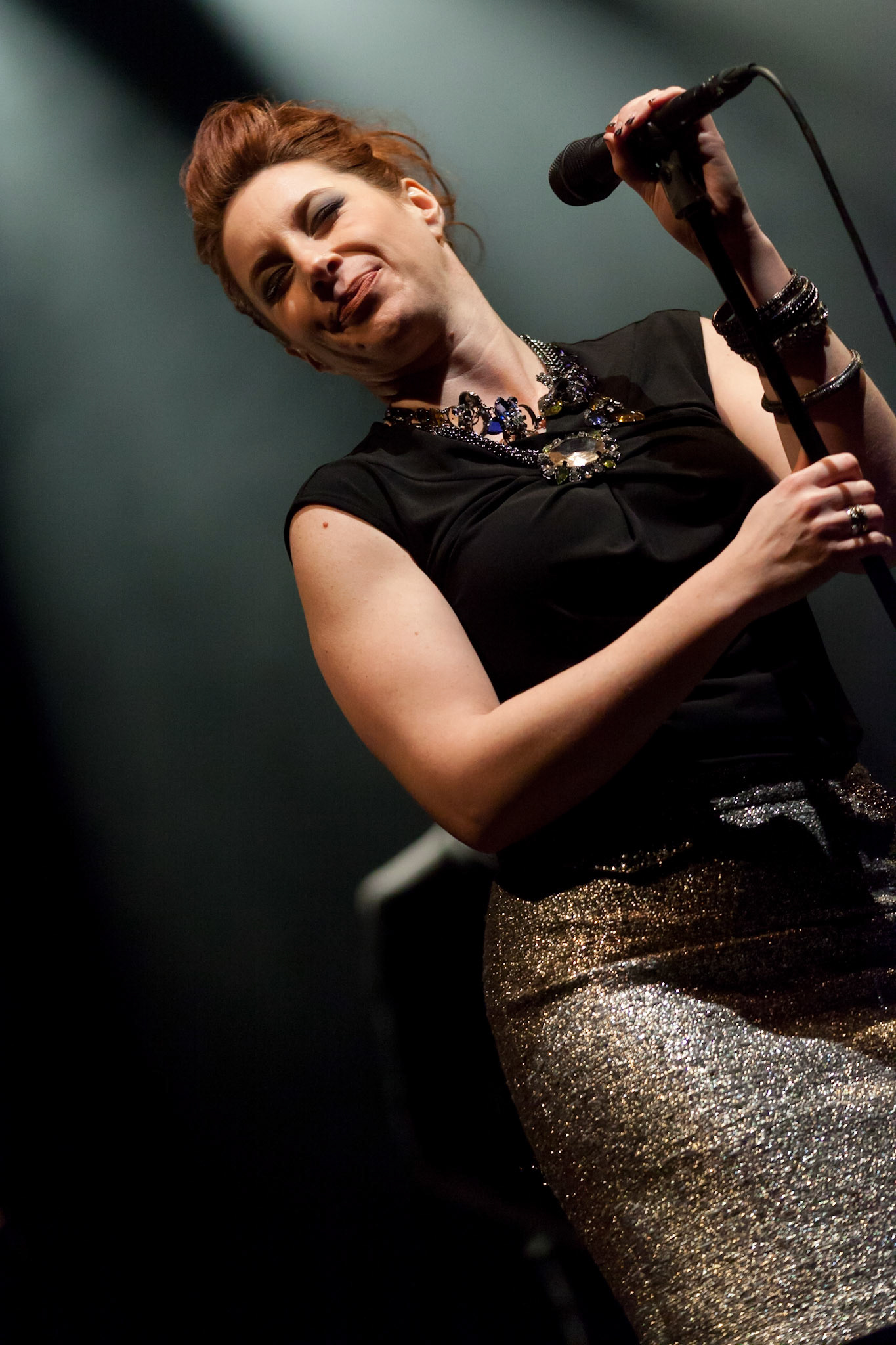 ROBIN McKELLE - 02/2012 - PAUL B - MASSY