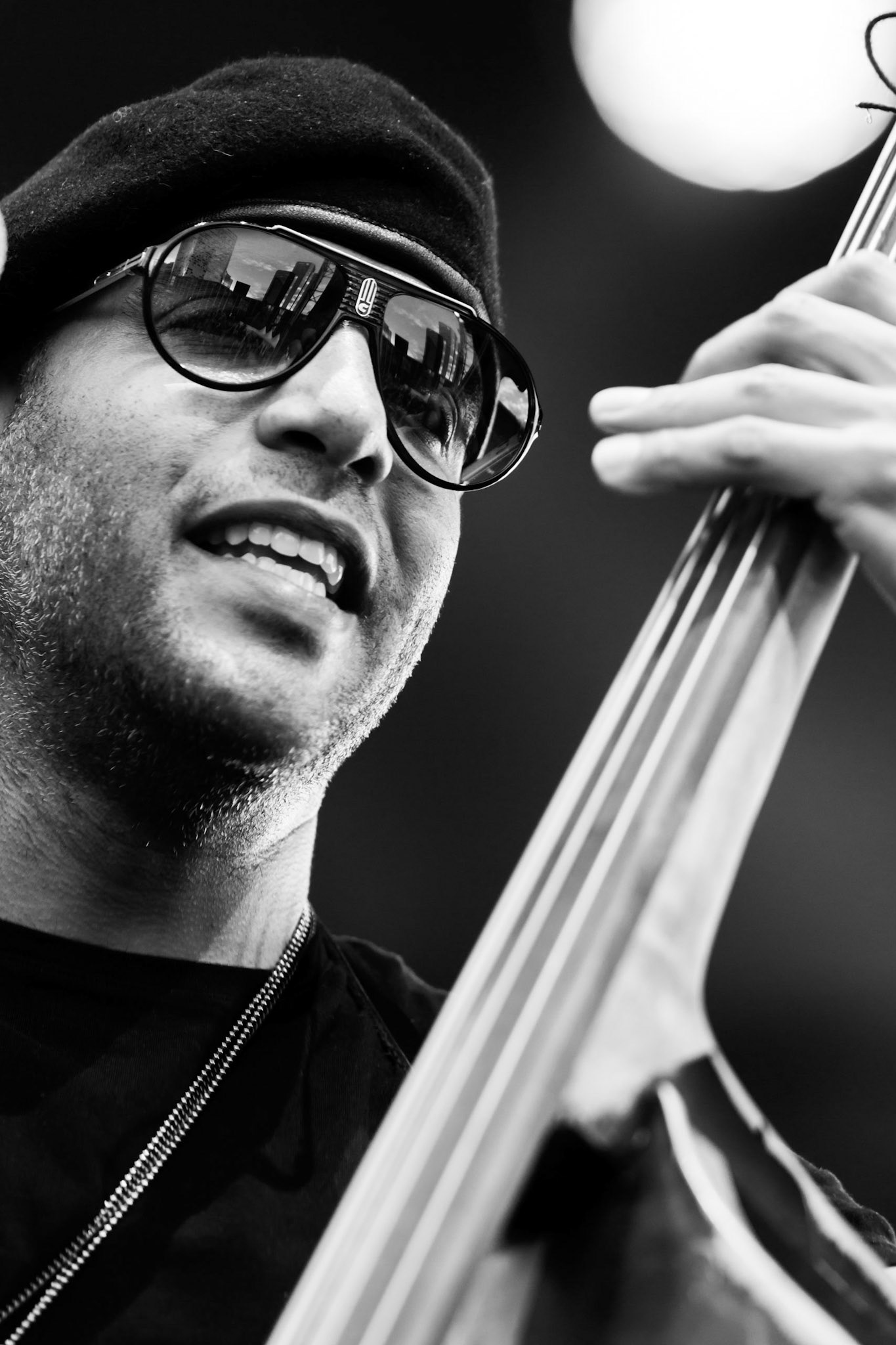 Miles Mosley, La Défense Jazz Festival 2017, Parvis de la Défense, 24 juin 2017