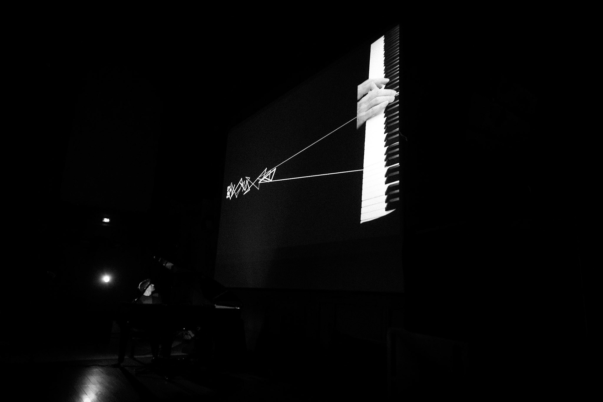 Dan Tepfer "Naturals Machines", Festival Jazz Saint-Germain-des-Prés - Paris , Maison de l'Océan - Grand amphithéâtre, 21 mai 2022