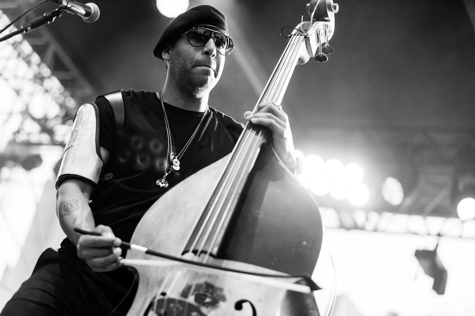Miles Mosley, La Défense Jazz Festival 2017, Parvis de la Défense, 24 juin 2017