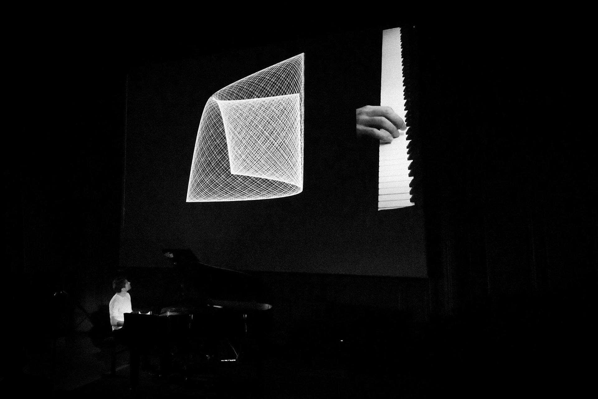 Dan Tepfer "Naturals Machines", Festival Jazz Saint-Germain-des-Prés - Paris , Maison de l'Océan - Grand amphithéâtre, 21 mai 2022