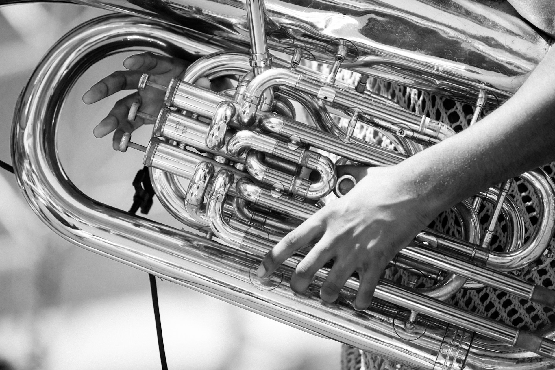Theon Cross Trio, La Défense Jazz Festival, Parvis de la Défense, 26 mai 2019