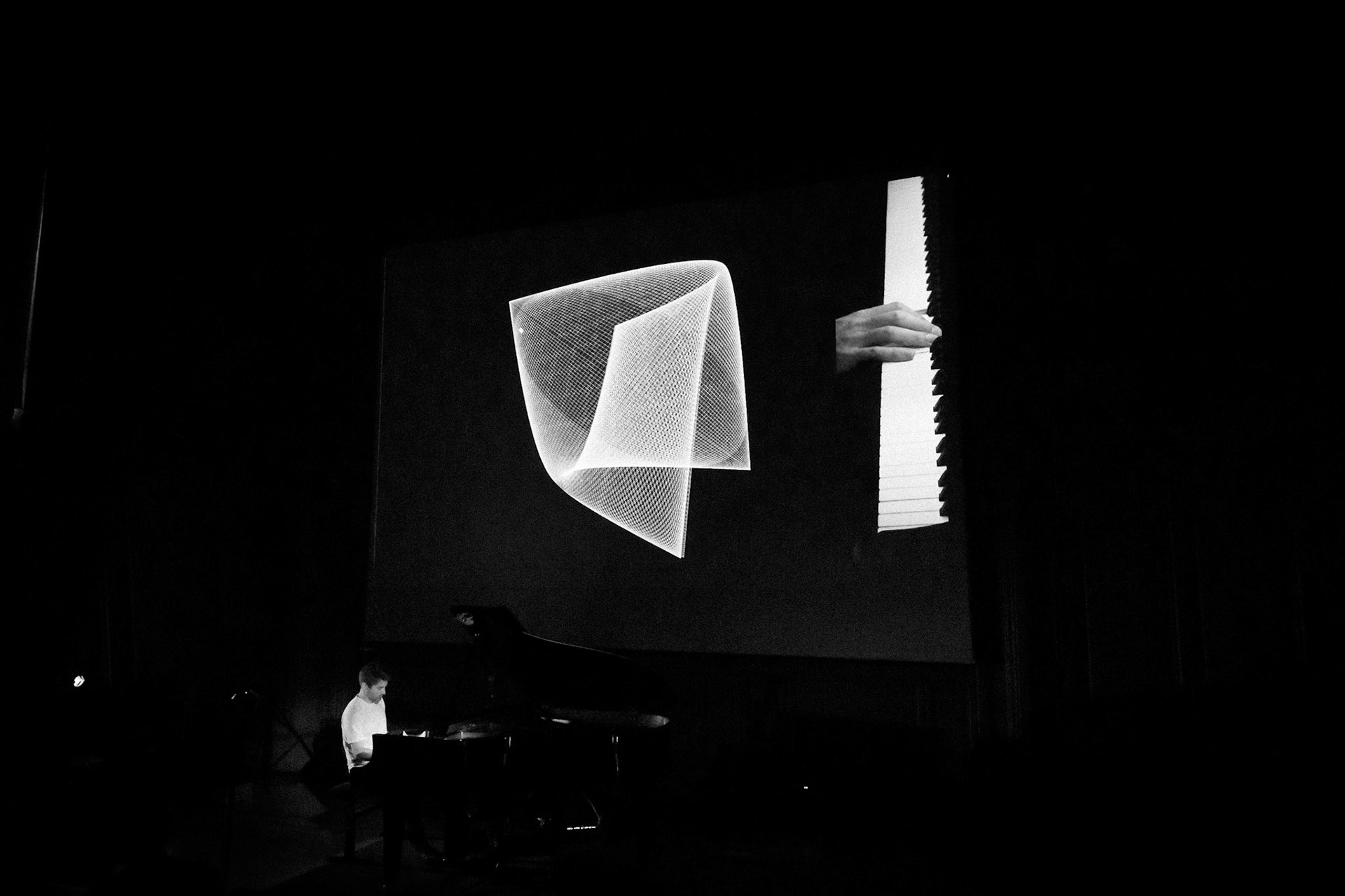 Dan Tepfer "Naturals Machines", Festival Jazz Saint-Germain-des-Prés - Paris , Maison de l'Océan - Grand amphithéâtre, 21 mai 2022