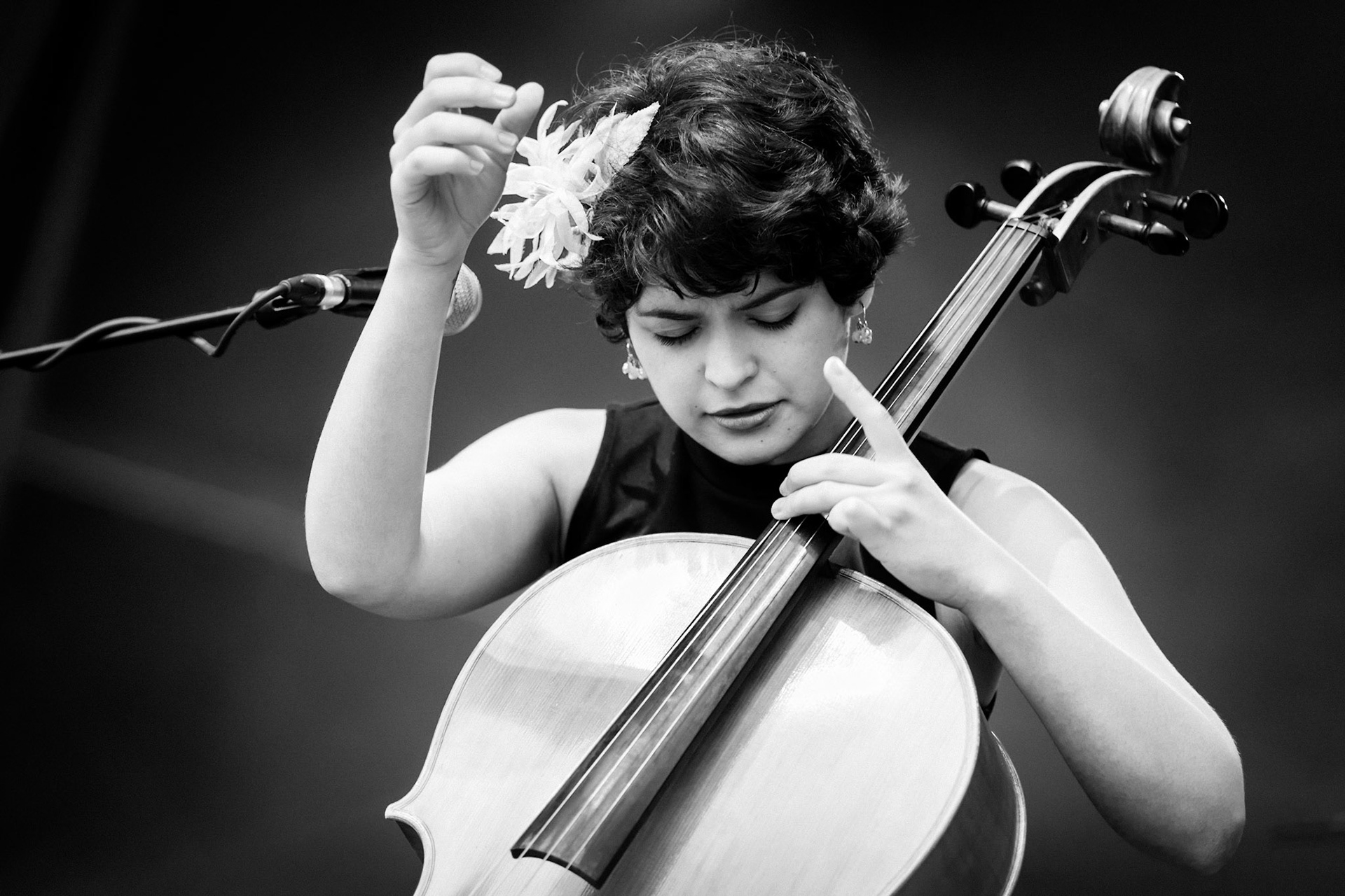 Ana Carla Maza, La Défense Jazz Festival, Parvis de la Défense, 26 juin 2021
