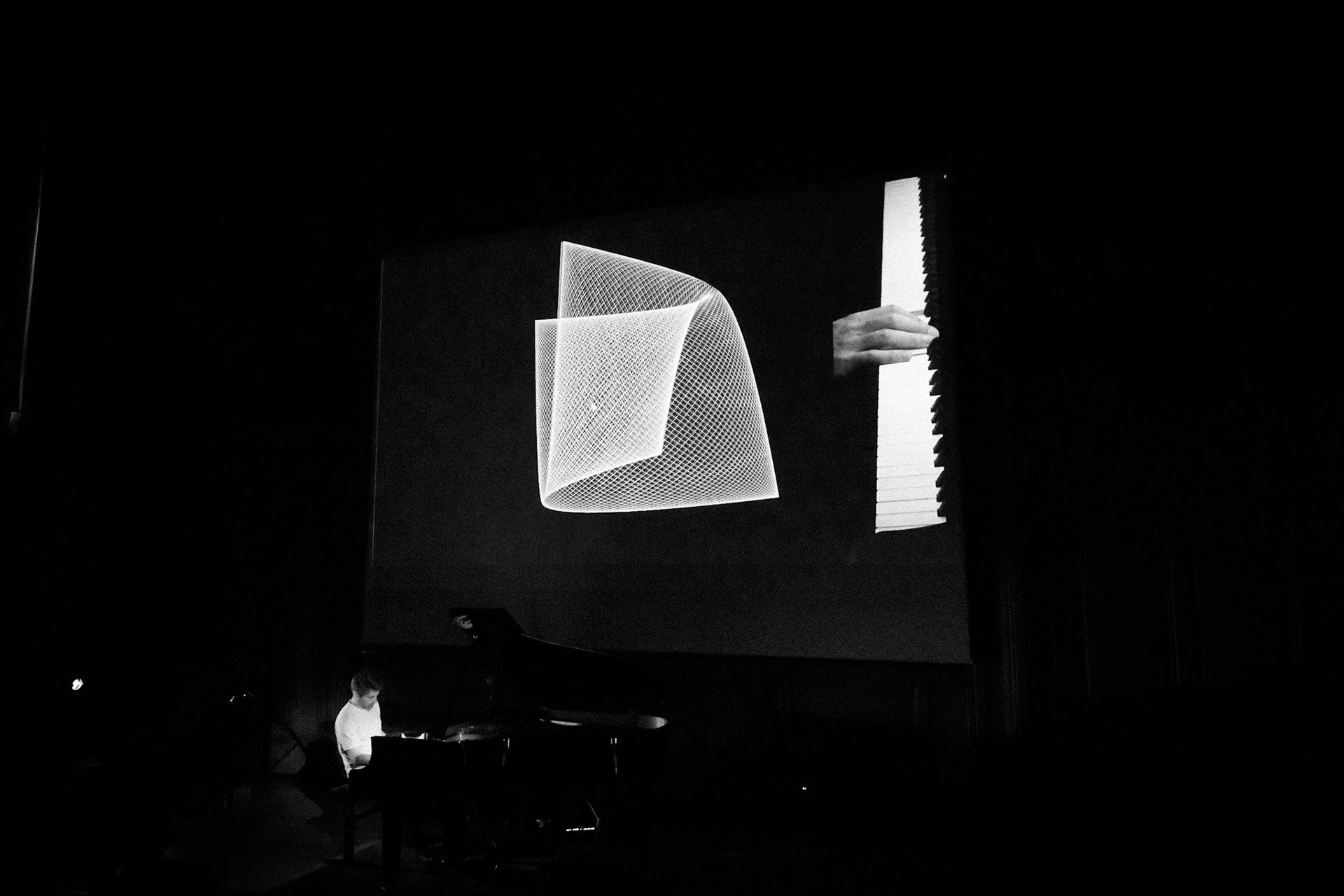 Dan Tepfer "Naturals Machines", Festival Jazz Saint-Germain-des-Prés - Paris , Maison de l'Océan - Grand amphithéâtre, 21 mai 2022