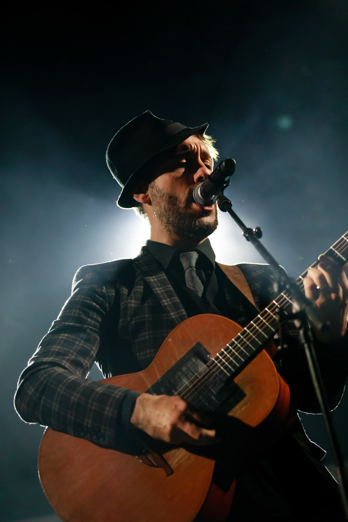 Charlie Winston, 31ème édition Festival Chorus des Hauts-de-Seine, Parvis de La Seine Musicale (Boulogne-Billancourt), 6 avril 2019