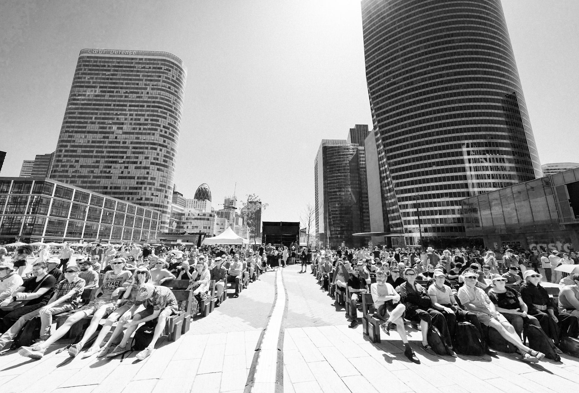 Theon Cross Trio, La Défense Jazz Festival, Parvis de la Défense, 26 mai 2019