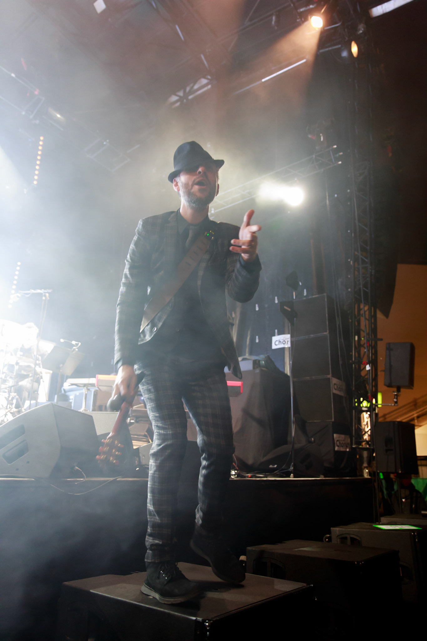 Charlie Winston, 31ème édition Festival Chorus des Hauts-de-Seine, Parvis de La Seine Musicale (Boulogne-Billancourt), 6 avril 2019