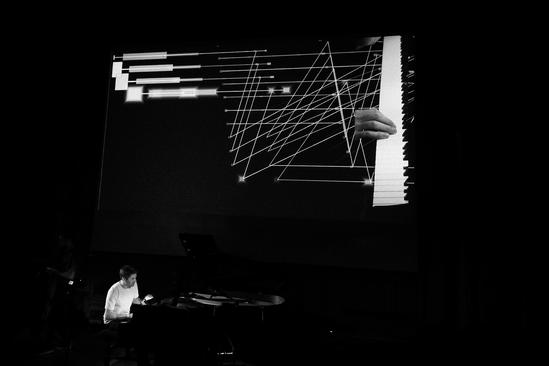 Dan Tepfer "Naturals Machines", Festival Jazz Saint-Germain-des-Prés - Paris , Maison de l'Océan - Grand amphithéâtre, 21 mai 2022