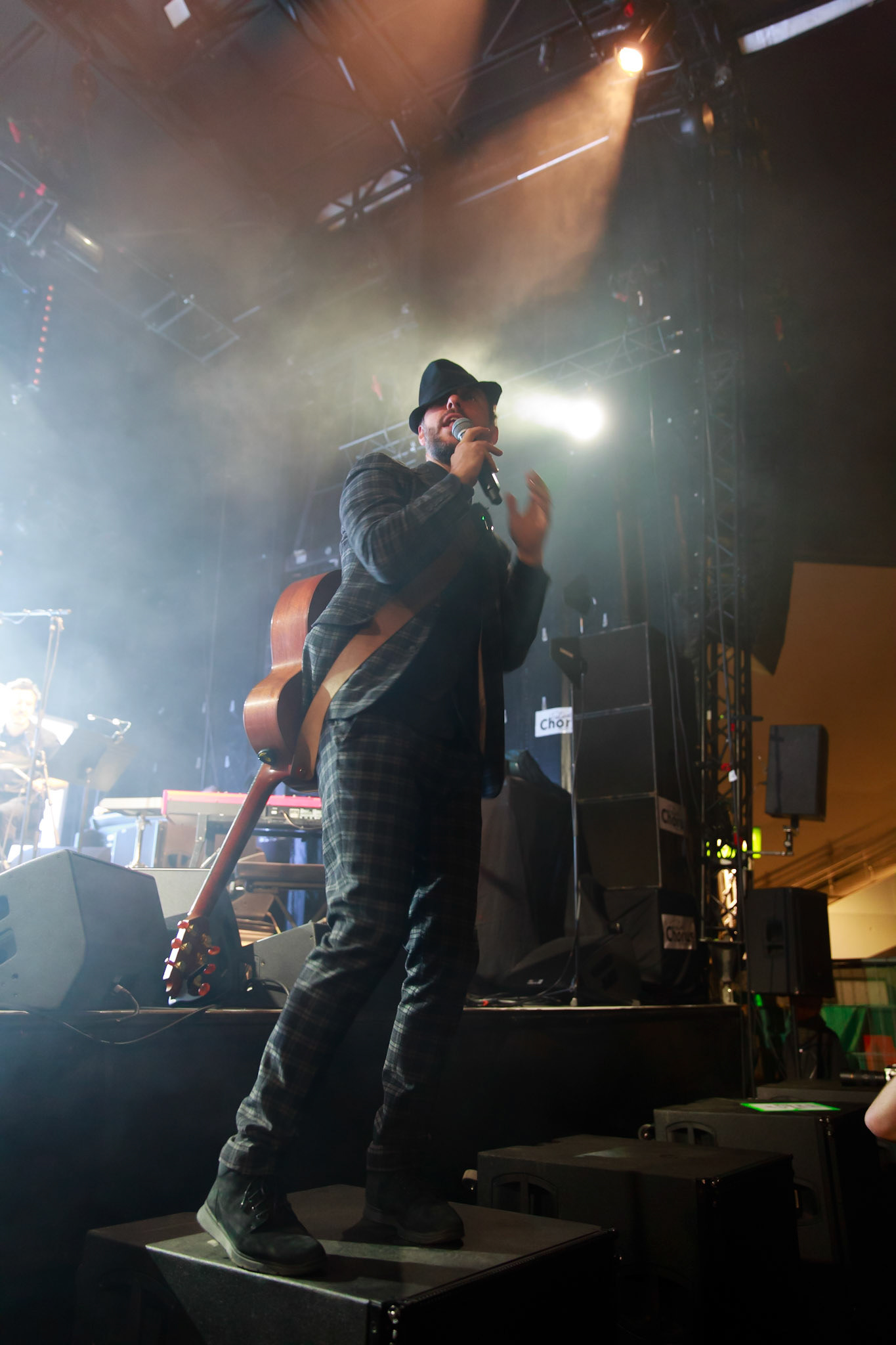 Charlie Winston, 31ème édition Festival Chorus des Hauts-de-Seine, Parvis de La Seine Musicale (Boulogne-Billancourt), 6 avril 2019