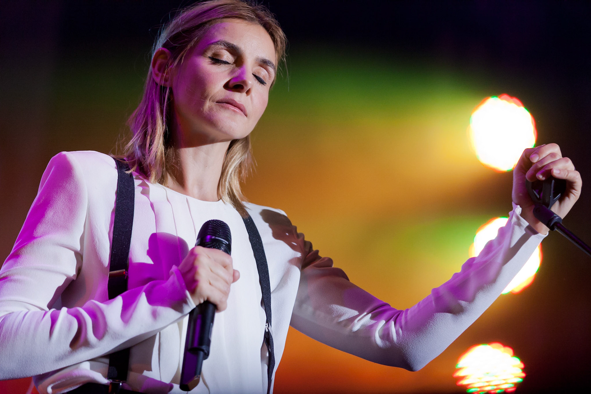 CLOTILDE COURAU - 09/2011 - FESTIVAL LES MUZIK'ELLES - MEAUX