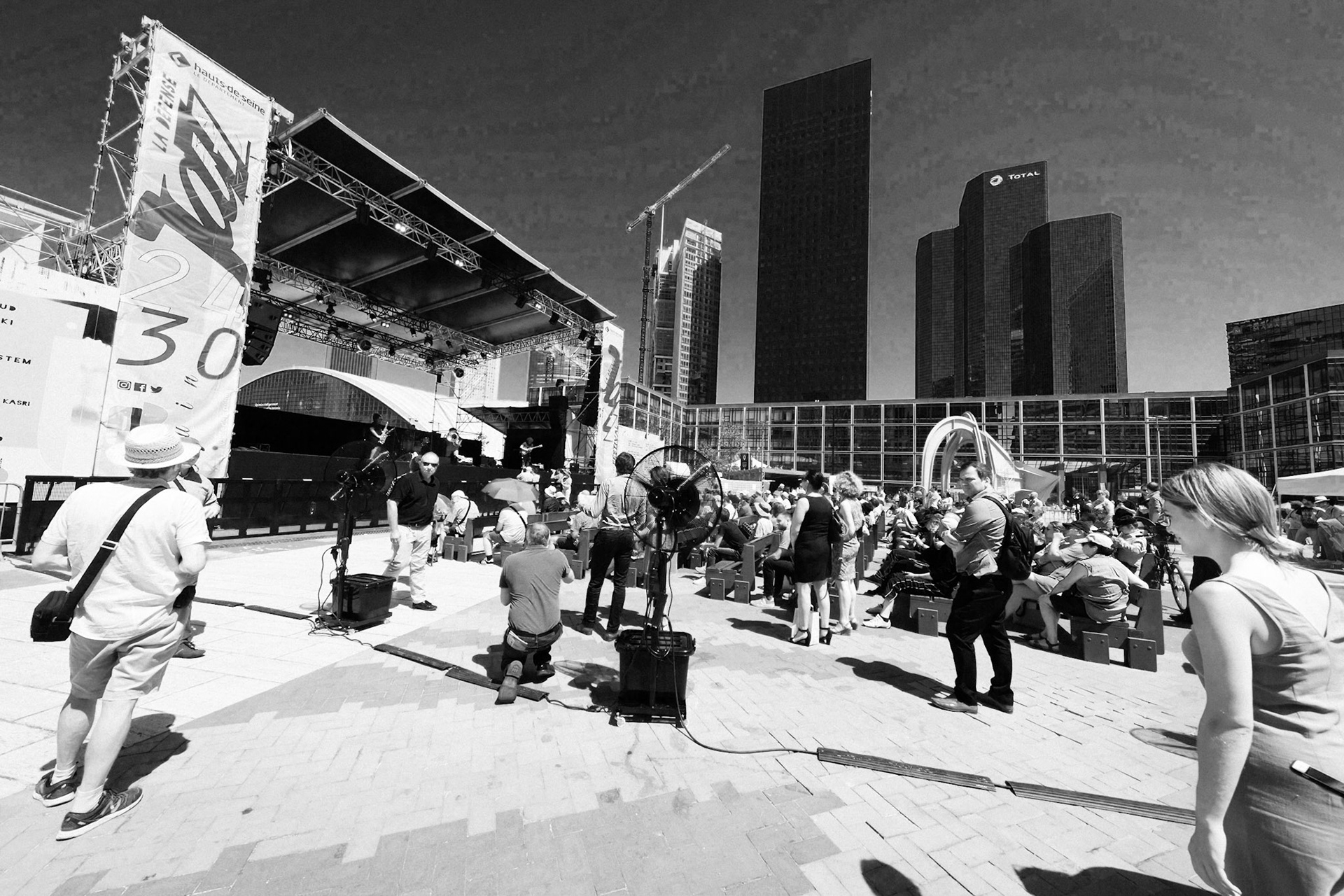 Theon Cross Trio, La Défense Jazz Festival, Parvis de la Défense, 26 mai 2019