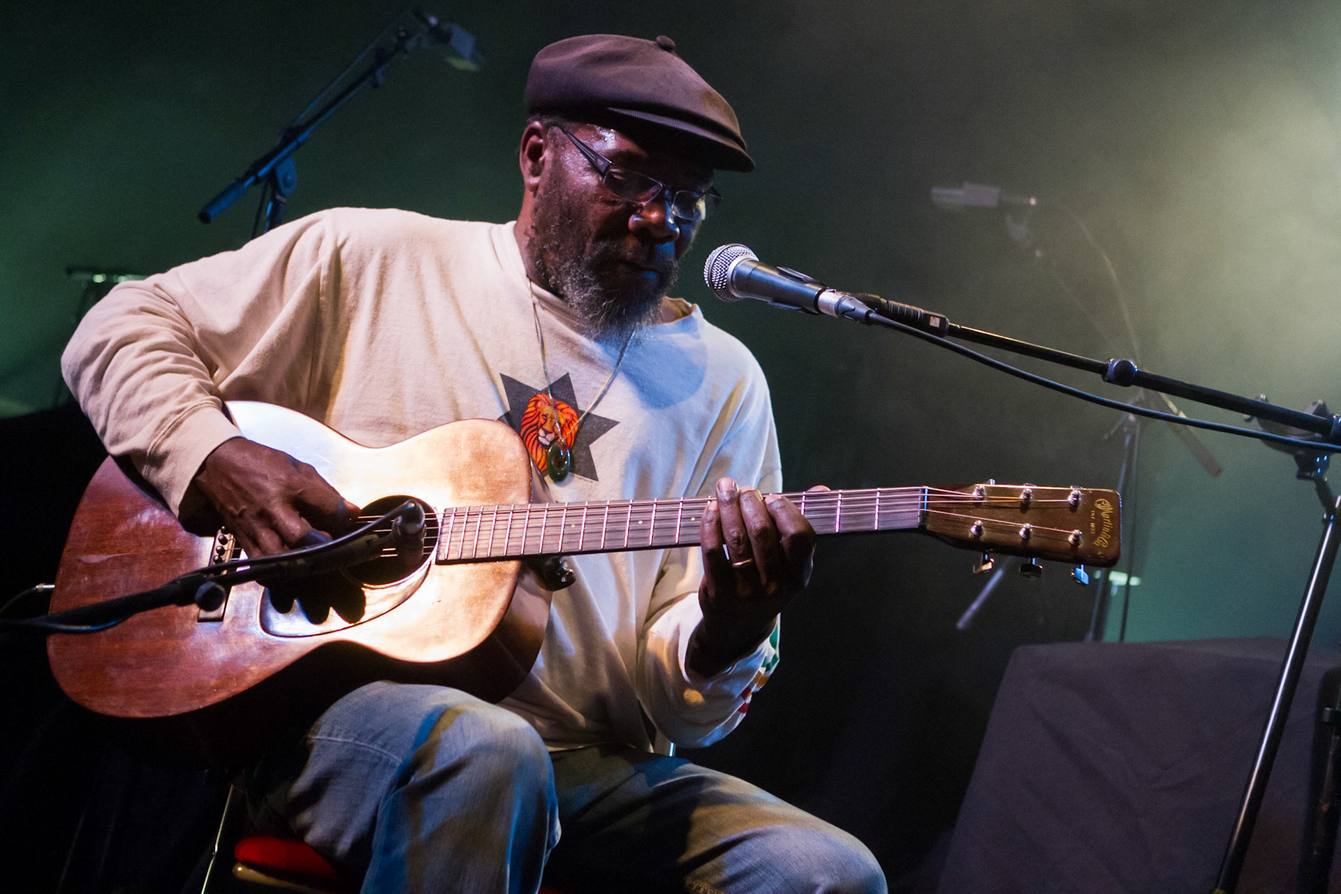 CLINTON FEARON - 03/2012 - FESTIVAL CHORUS DES HAUTS DE SEINE - MAGIC MIRROR