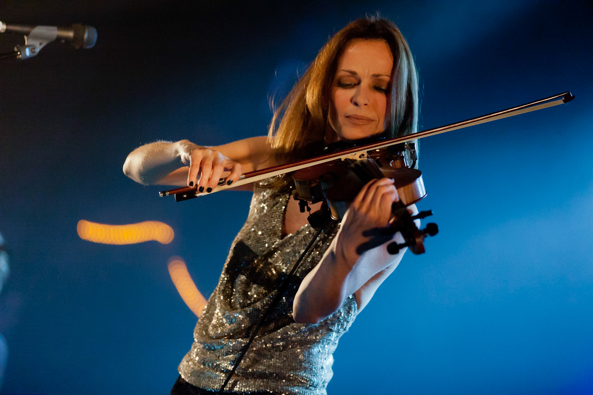 SHARON CORR - 11/2011 - ALHAMBRA - PARIS