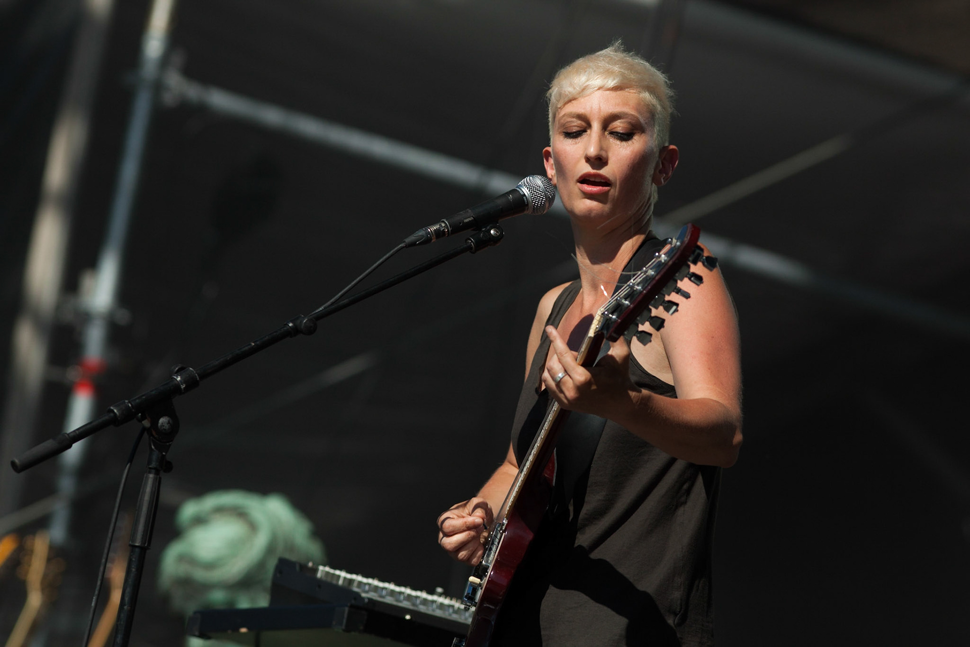 MENSCH - 07/2012 - FESTIVAL FNAC LIVE - PARIS