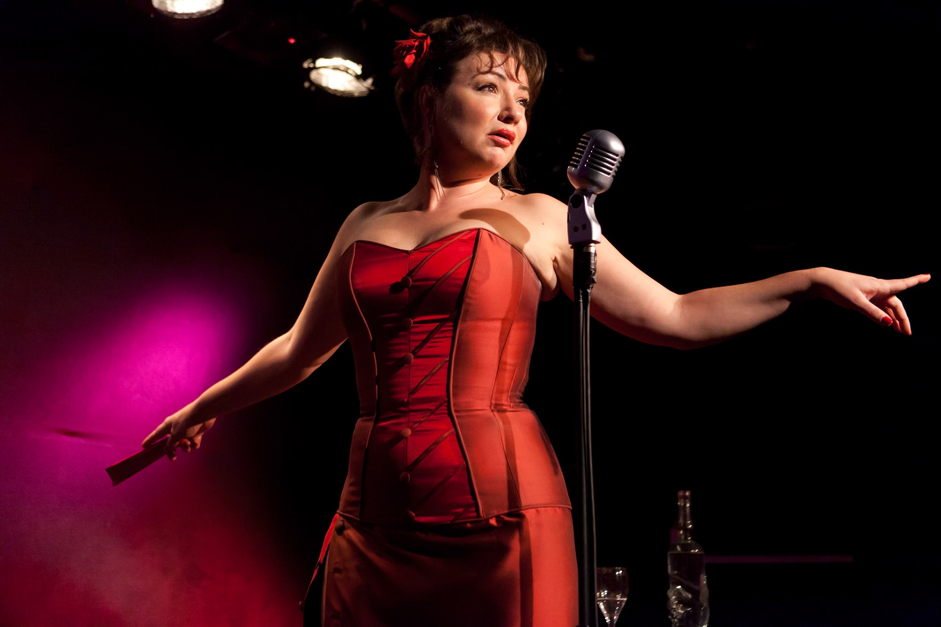 LUCY HARRISON - 12/2011 - THEATRE LES FEUX DE LA RAMPE - PARIS