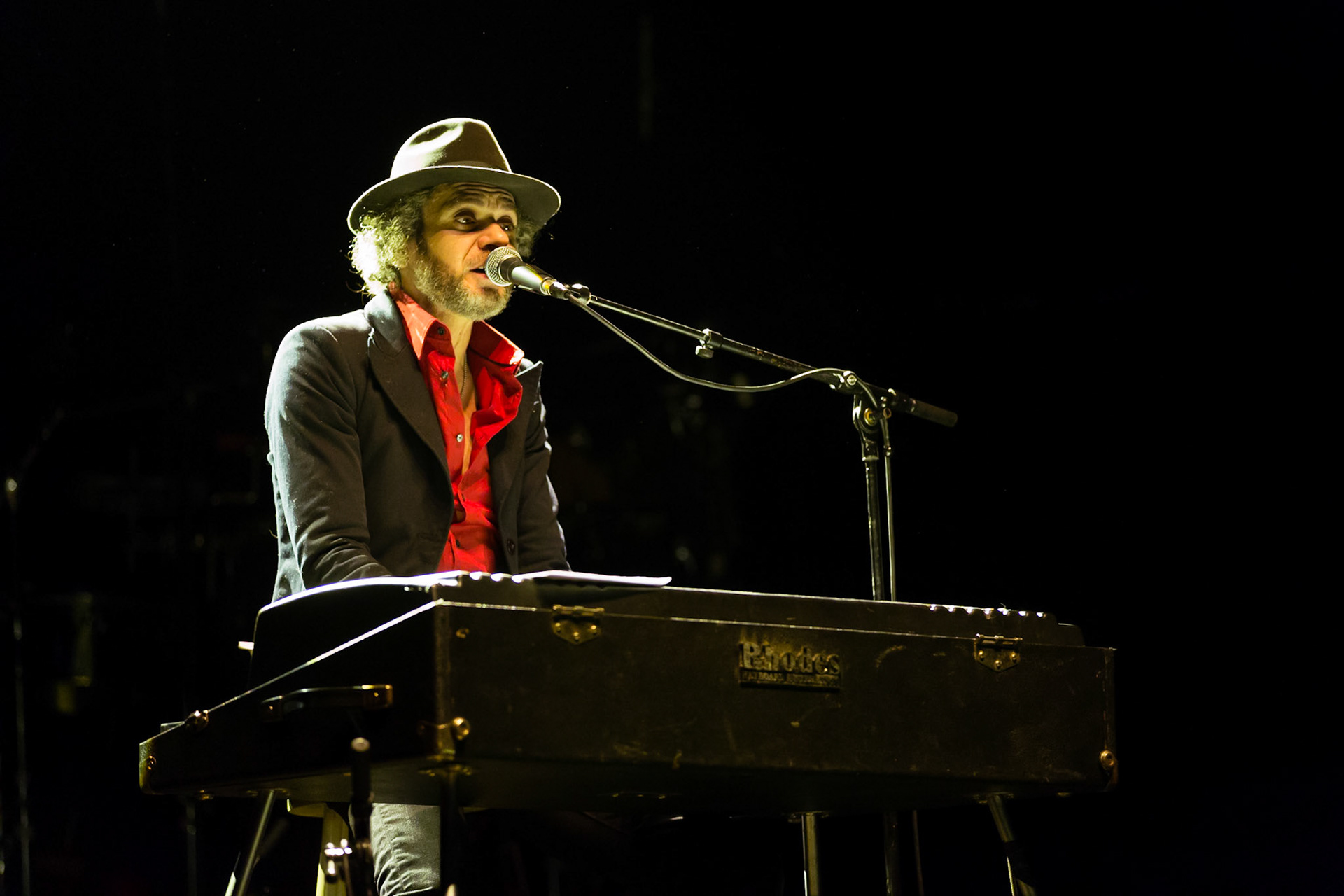 Camille Bazbaz - l'Olympia (Paris) - 26 novembre 2013
