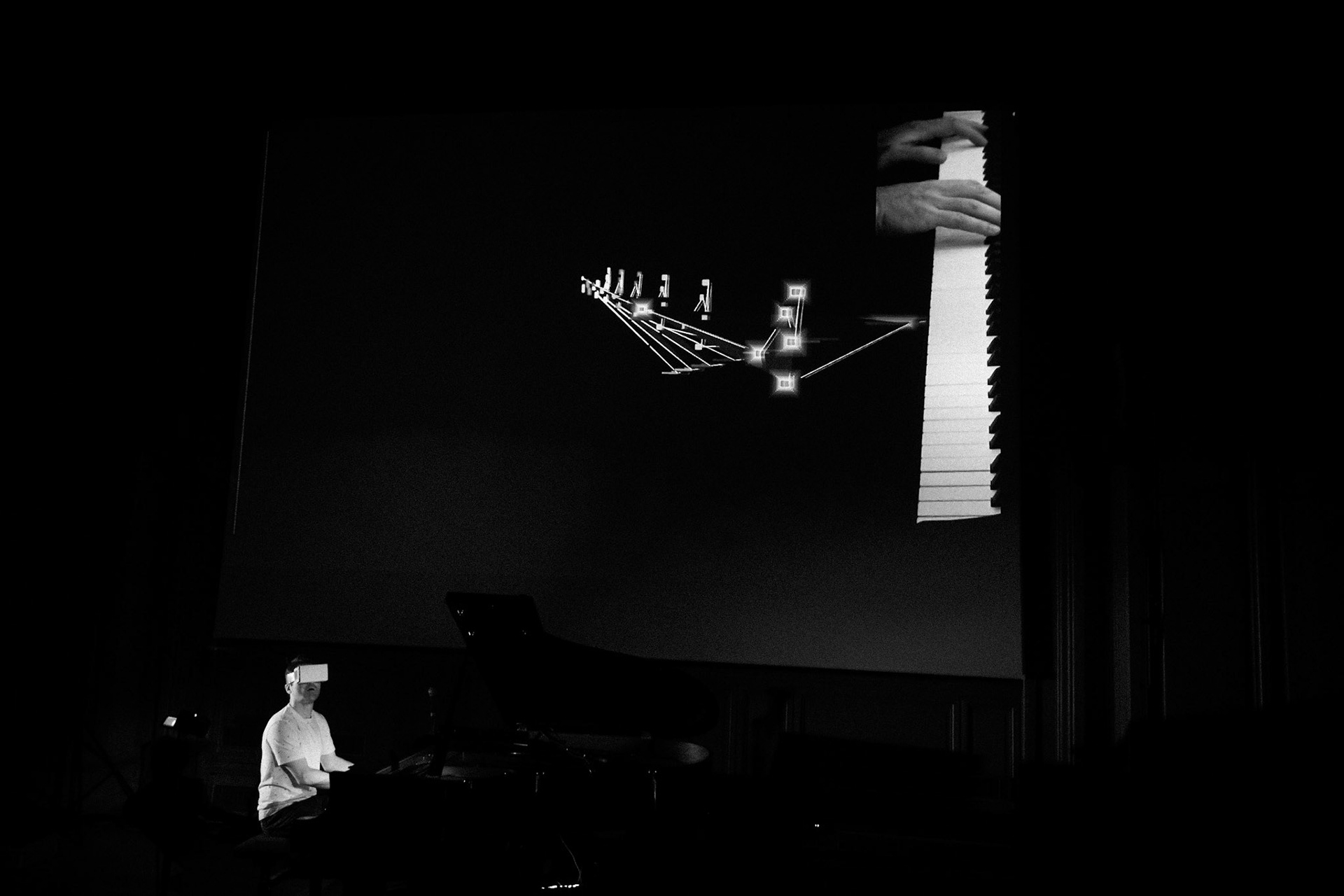 Dan Tepfer "Naturals Machines", Festival Jazz Saint-Germain-des-Prés - Paris , Maison de l'Océan - Grand amphithéâtre, 21 mai 2022