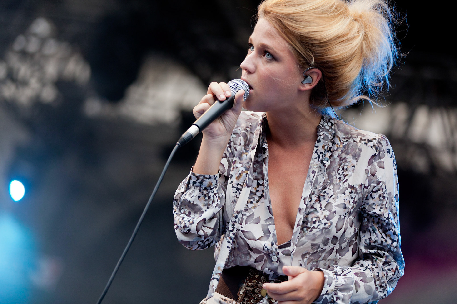 SELAH SUE - 07/2011 - FESTIVAL FNAC LIVE