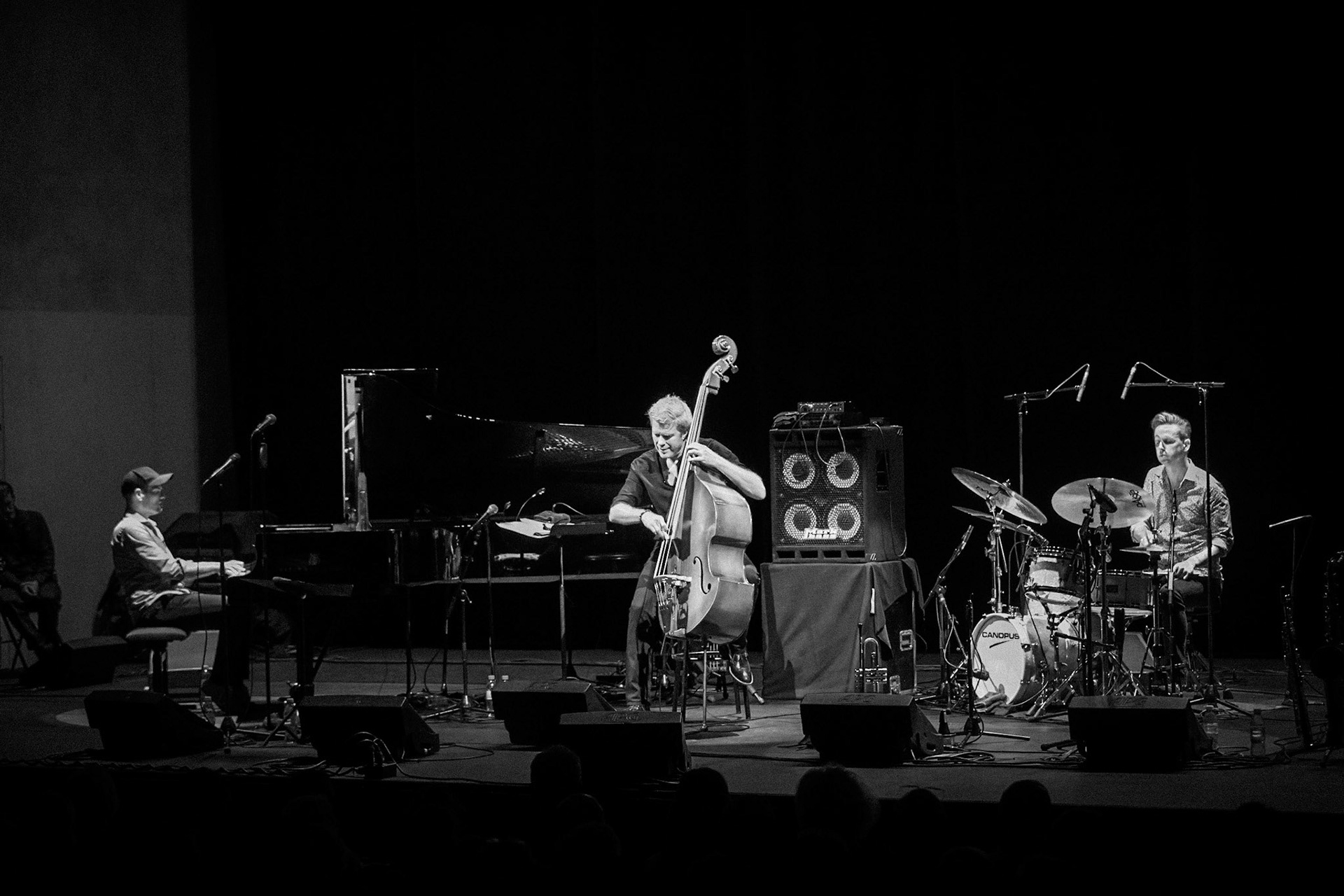 Kyle Eastwood Quintet feat Camille Bertault, Hugh Coltman, Festival Jazz Saint-Germain-des-Prés - Paris , Odéon - Théâtre de l'Europe, 16 mai 2022