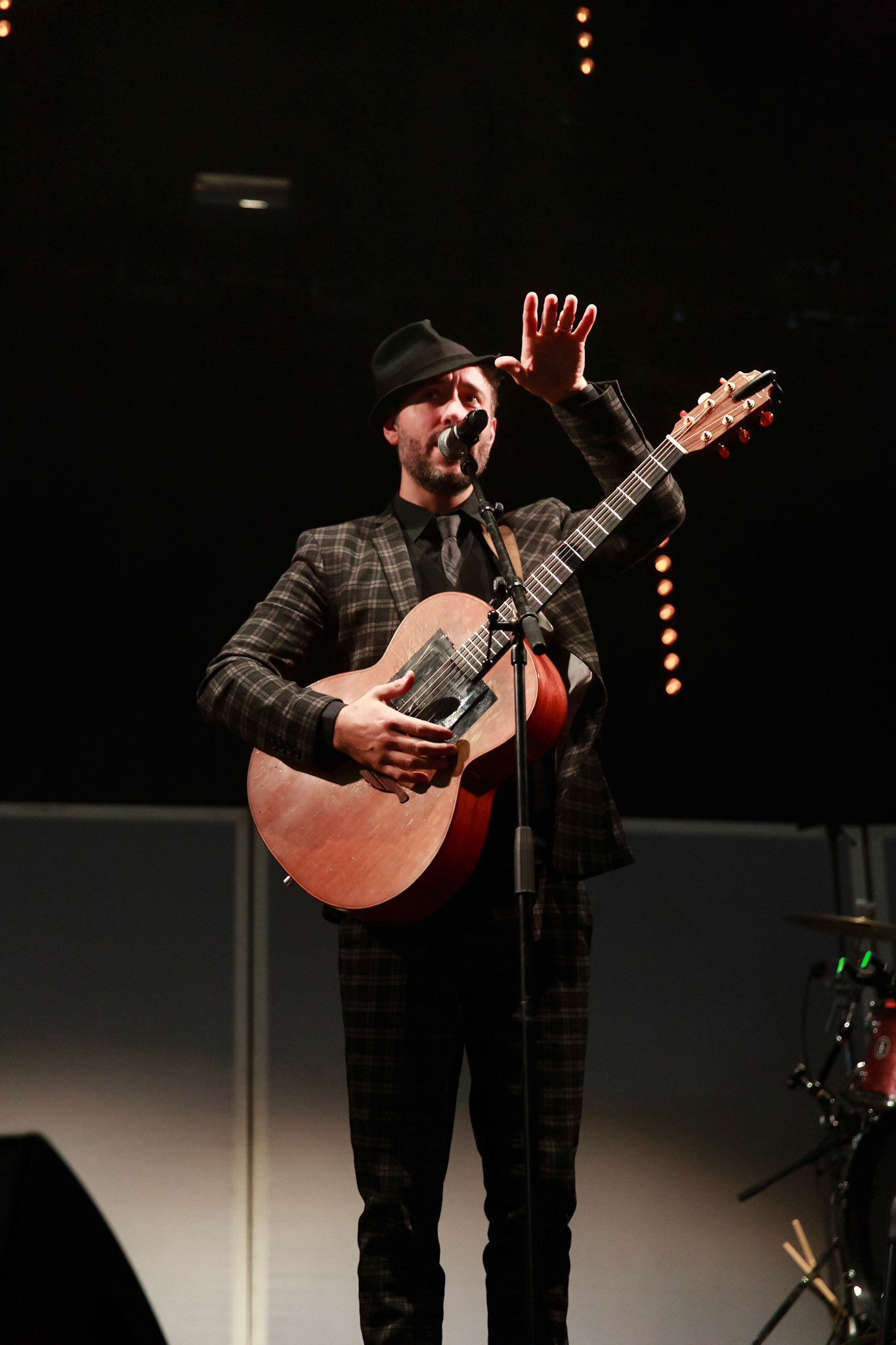Charlie Winston, 31ème édition Festival Chorus des Hauts-de-Seine, Parvis de La Seine Musicale (Boulogne-Billancourt), 6 avril 2019