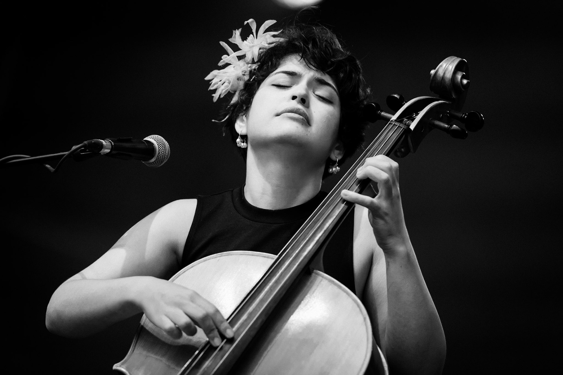 Ana Carla Maza, La Défense Jazz Festival, Parvis de la Défense, 26 juin 2021