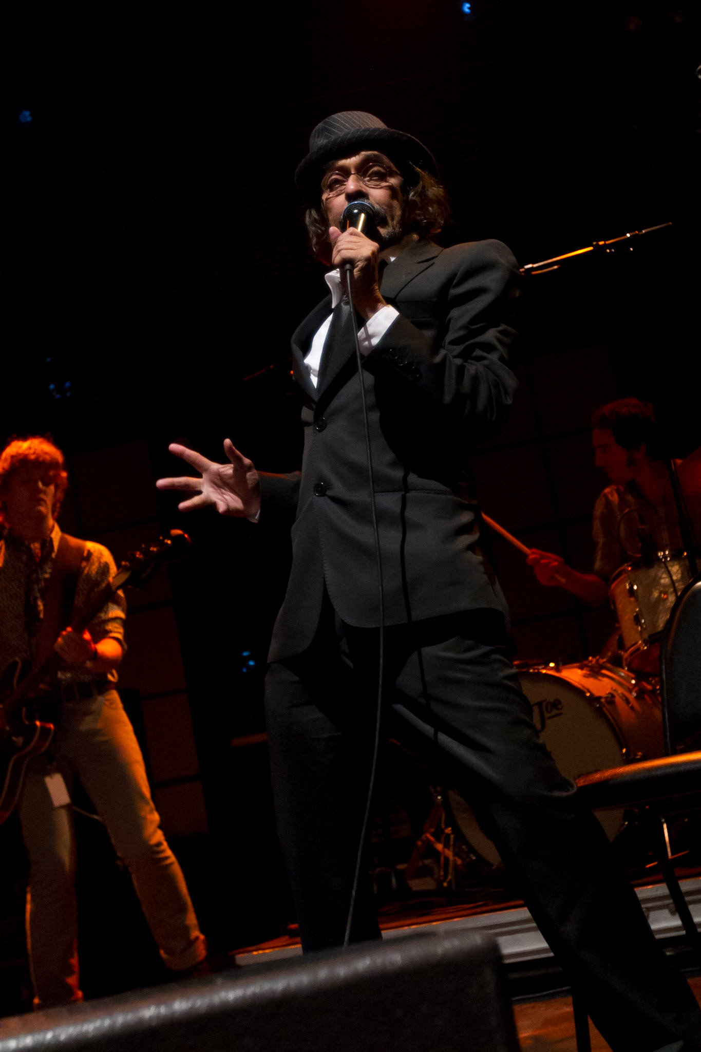 SLOW JOE & THE GINGER ACCIDENT - 10/2011 - FESTIVAL LES PRIMEURS DE MASSY