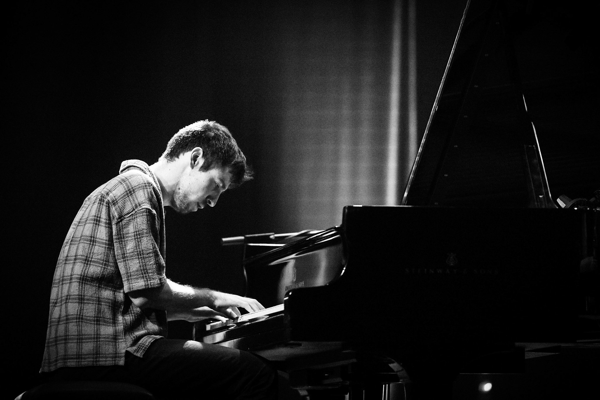 Avishai Cohen, Festival Jazz de Longjumeau, Théâtre de Longjumeau