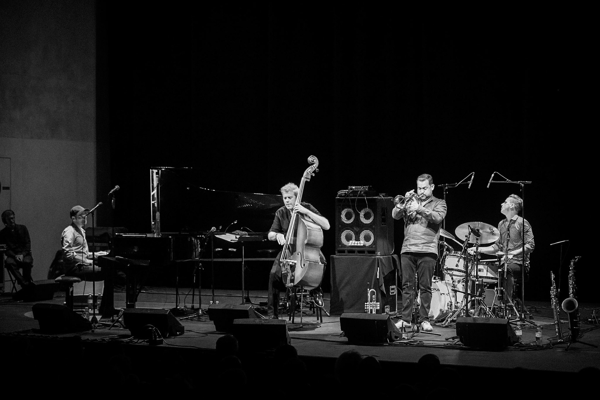 Kyle Eastwood Quintet feat Camille Bertault, Hugh Coltman, Festival Jazz Saint-Germain-des-Prés - Paris , Odéon - Théâtre de l'Europe, 16 mai 2022