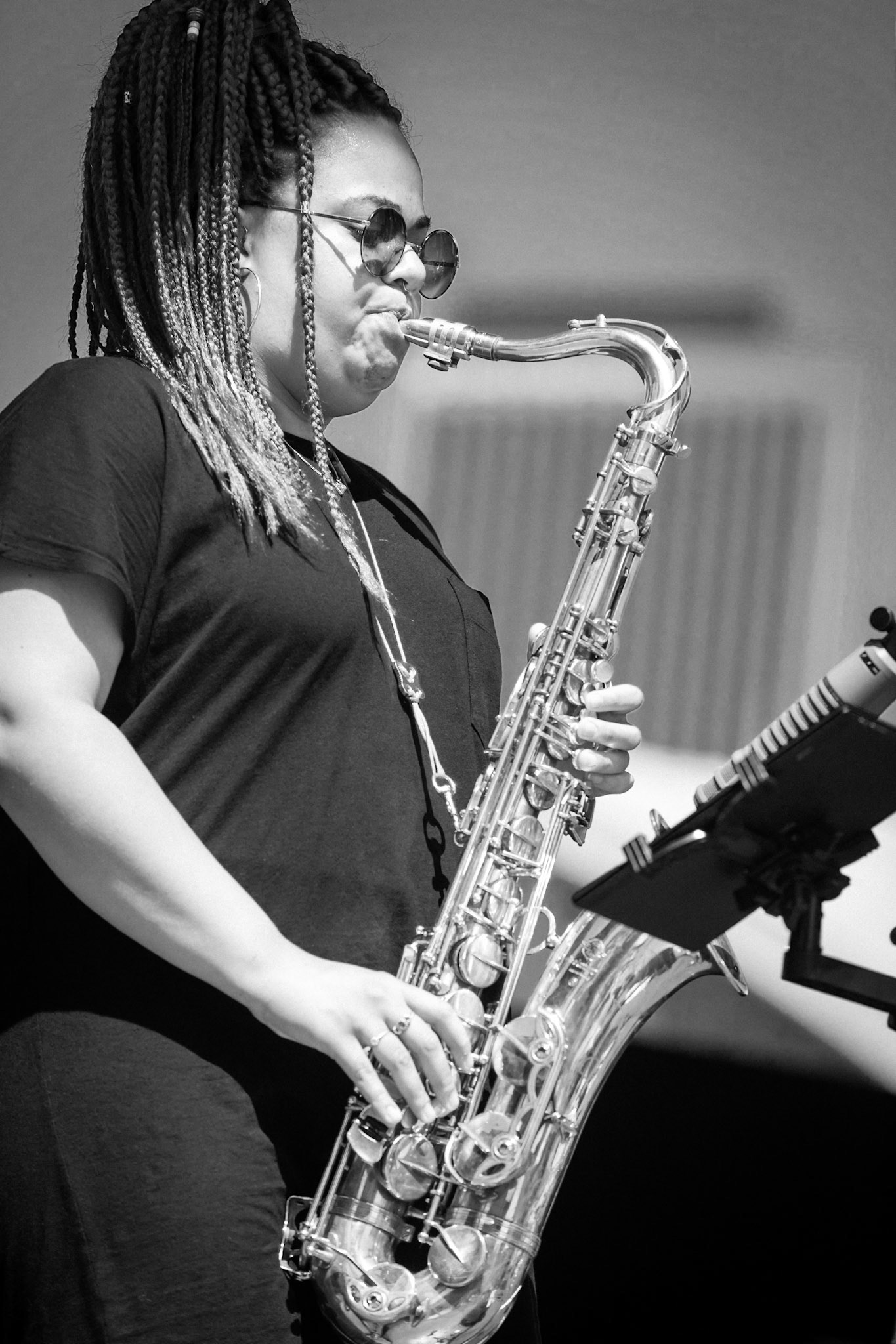 Theon Cross Trio, La Défense Jazz Festival, Parvis de la Défense, 26 mai 2019