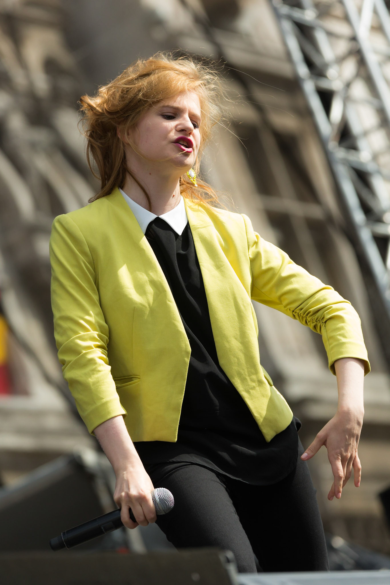 CHRISTINE & THE QUEENS - 07/2012 - FESTIVAL FNAC LIVE - PARIS