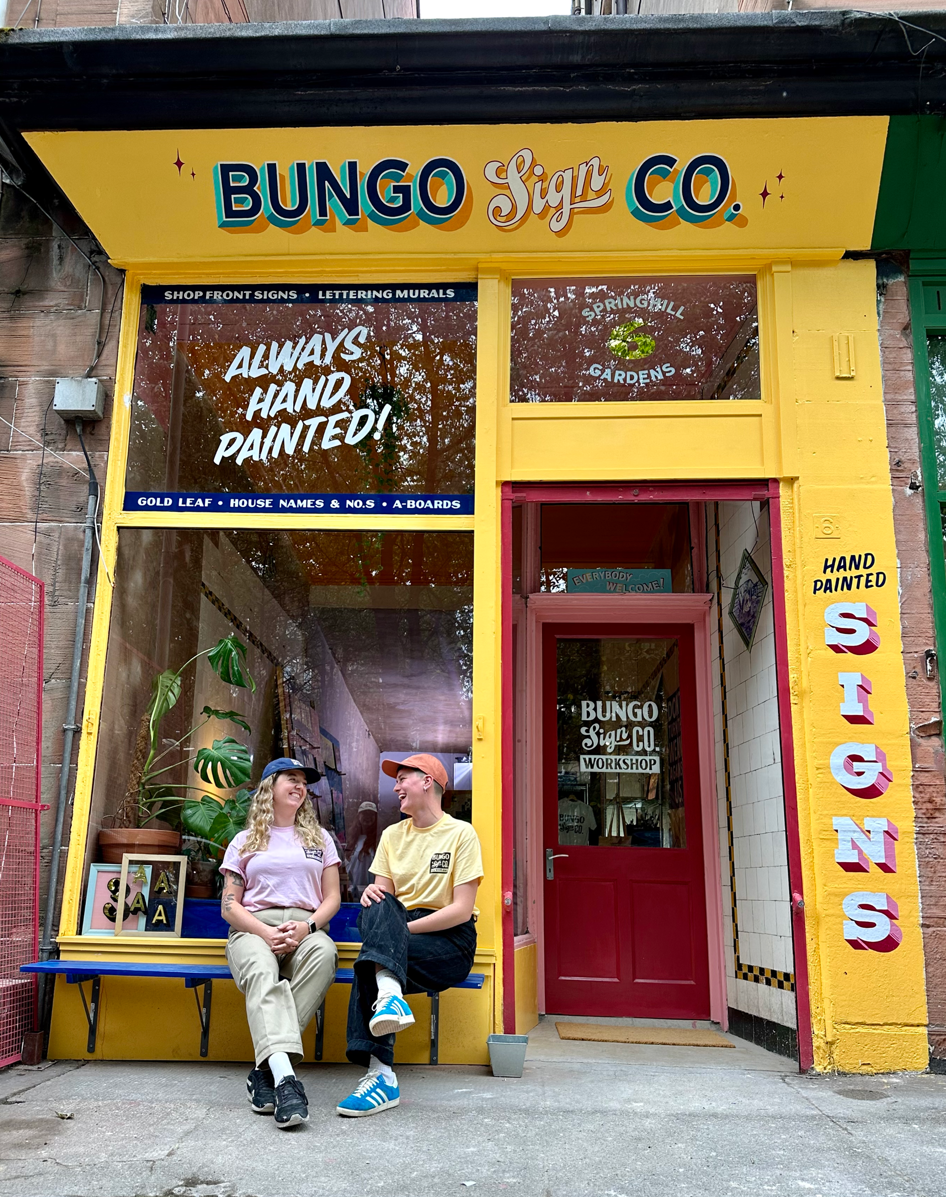 Copyright Lia Hinz/Bungo Sign Co