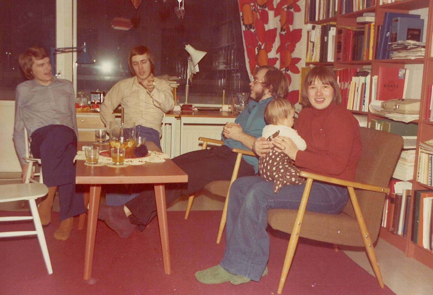 Ollinen ja Röytät 10.12.76
