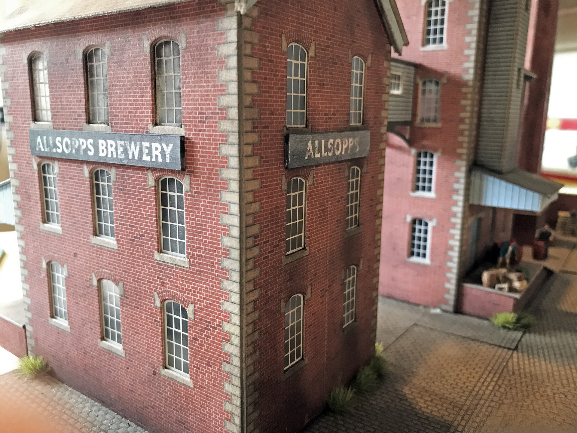 Kit-bashed Metcalfe Brewery