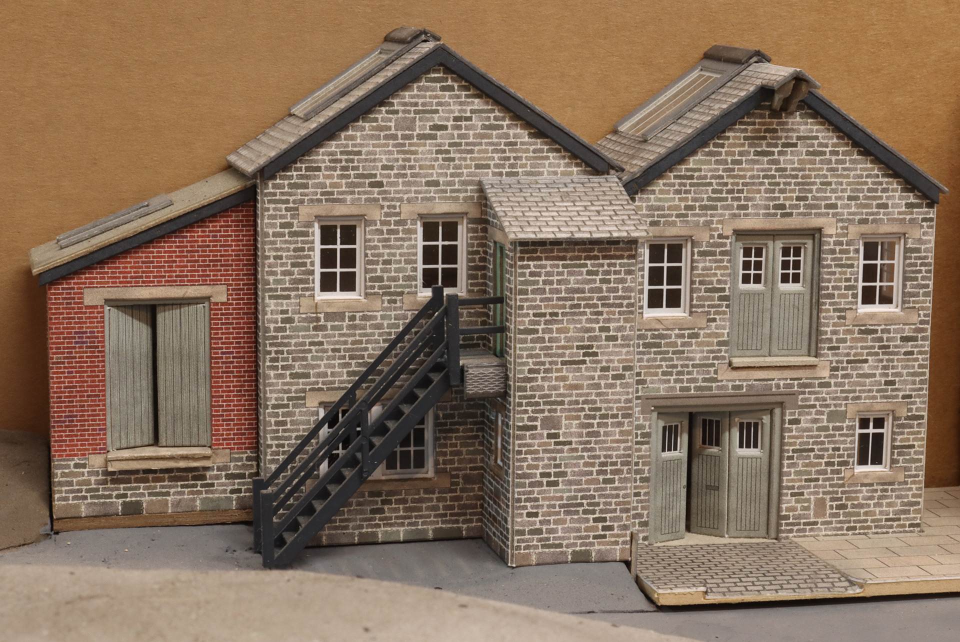 Kit-bashed Metcalfe Mechanics