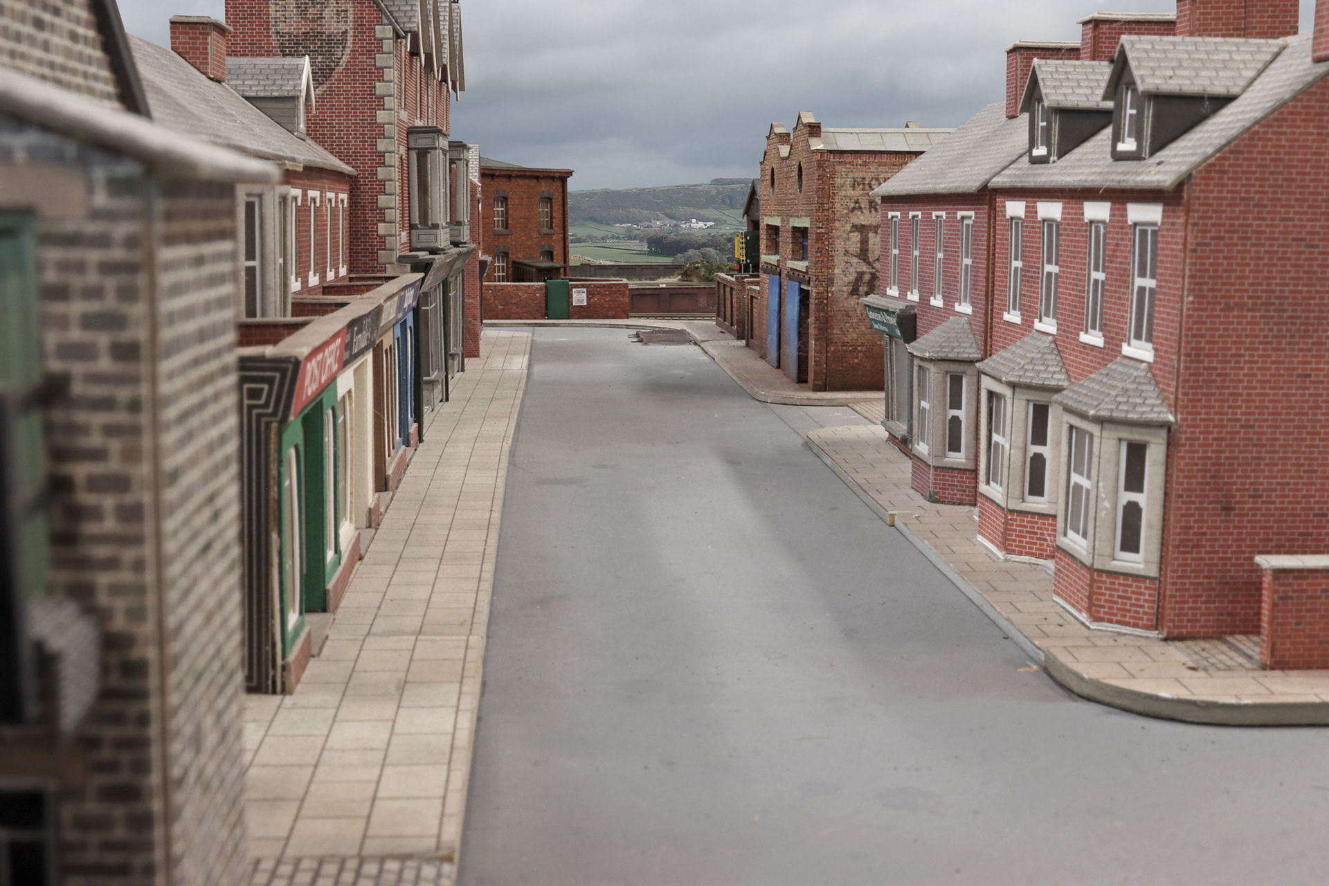 Combination of kit-bashed Metcalfe & Scalescenes kits