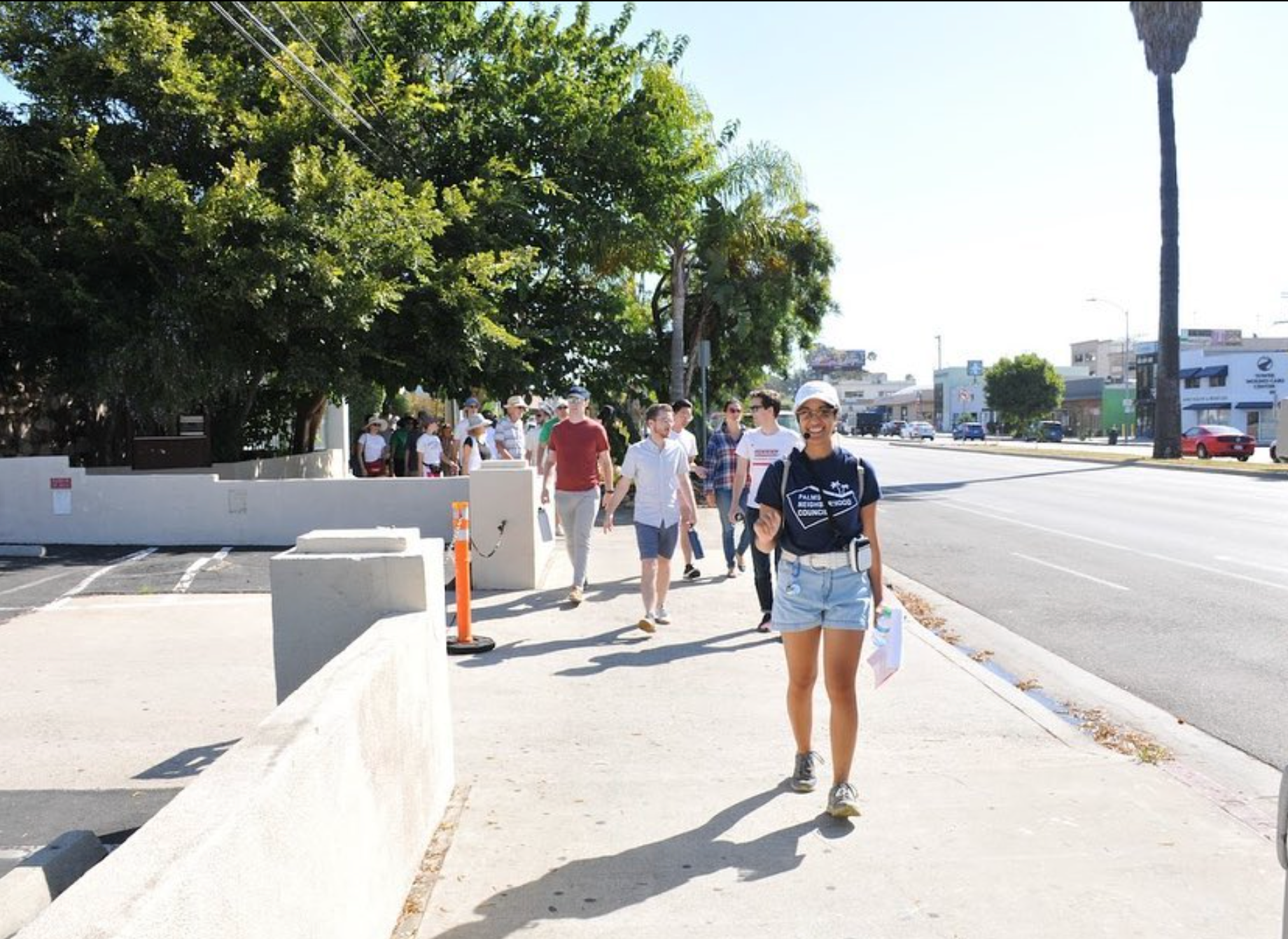 HISTORIC WALKING TOUR OF VENICE BLVD. AS PART OF LADOT'S VENICE PROJECT