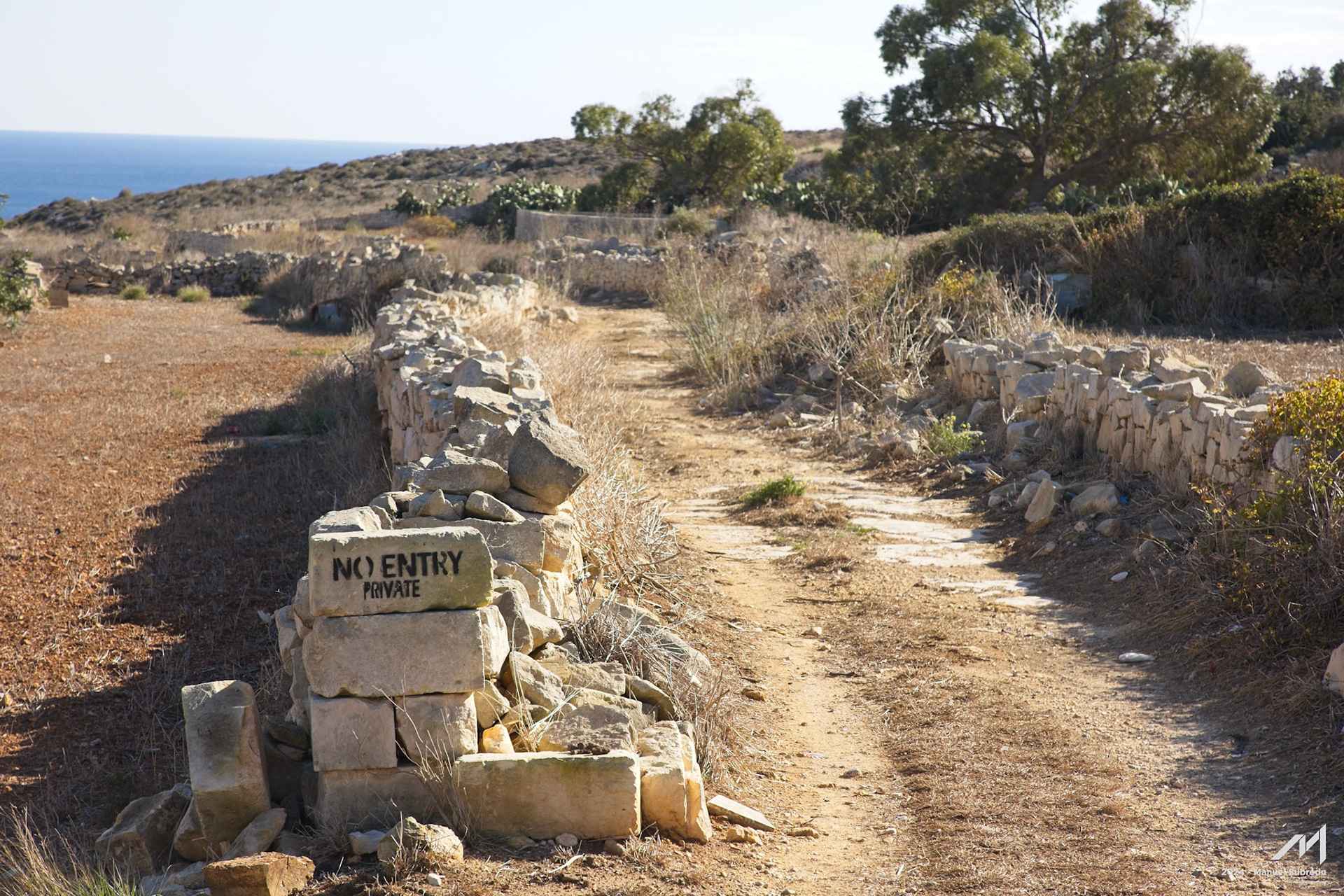 Invitation, do not enter