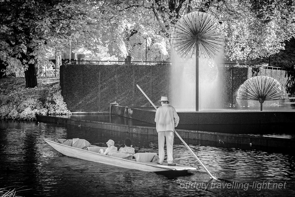 Punt on the Avon, Christchurch 1