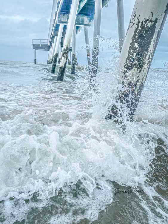 Wave Spritz under Jetty, Torquay