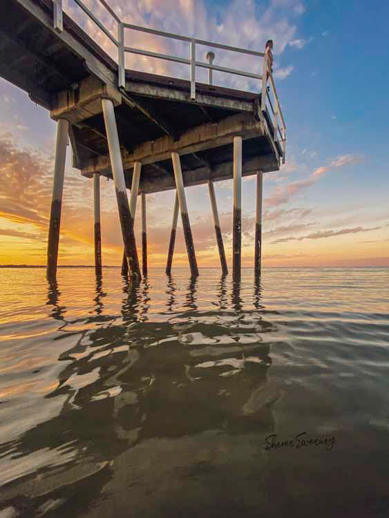 Girl on Rail, Scarness