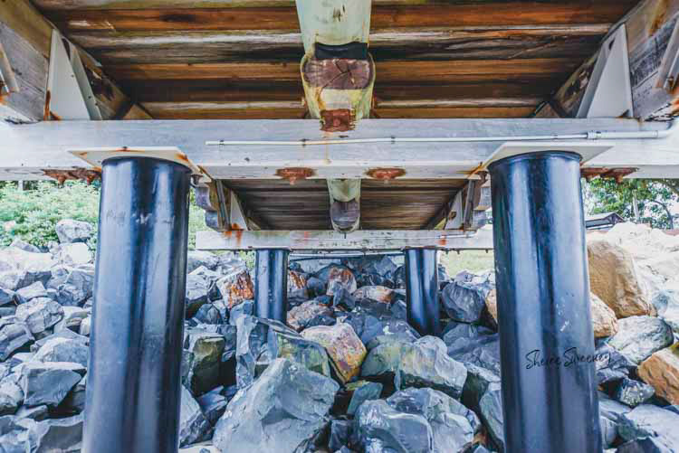 Strength & Shadows, Urangan Pier