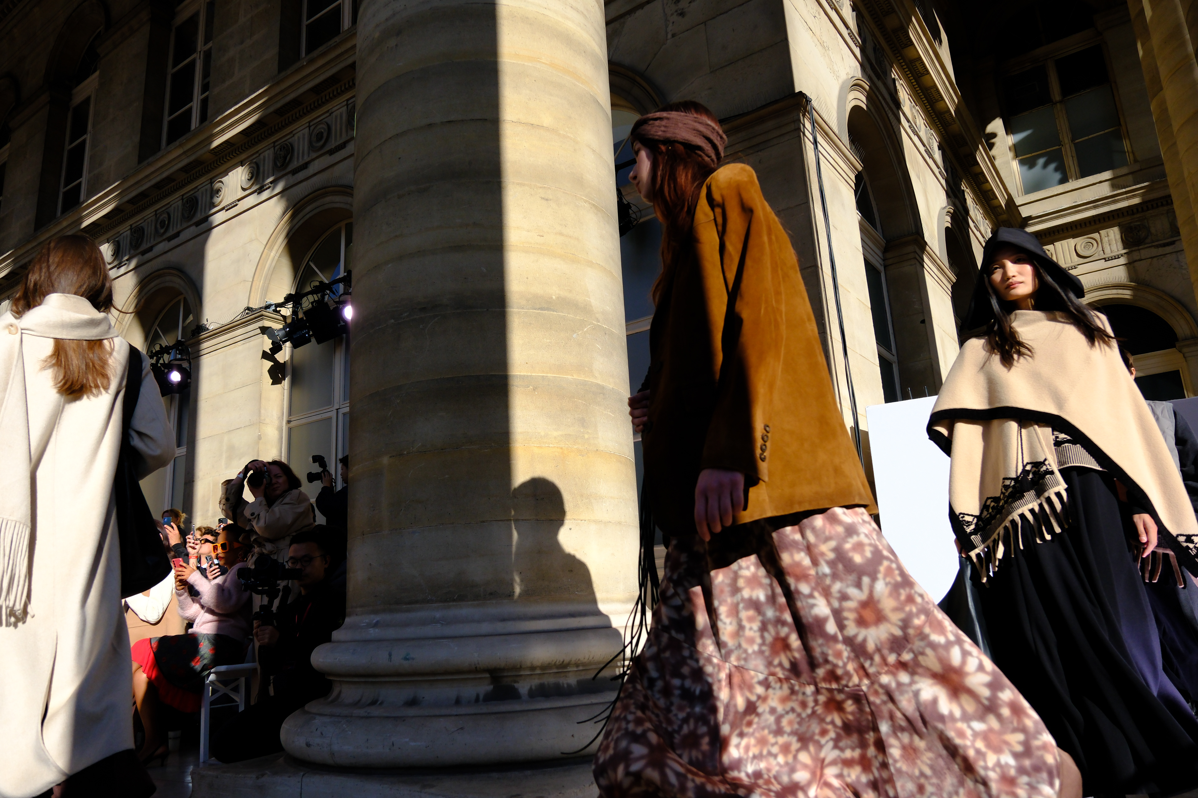 A model on the runway at Tranoi SS24 collection