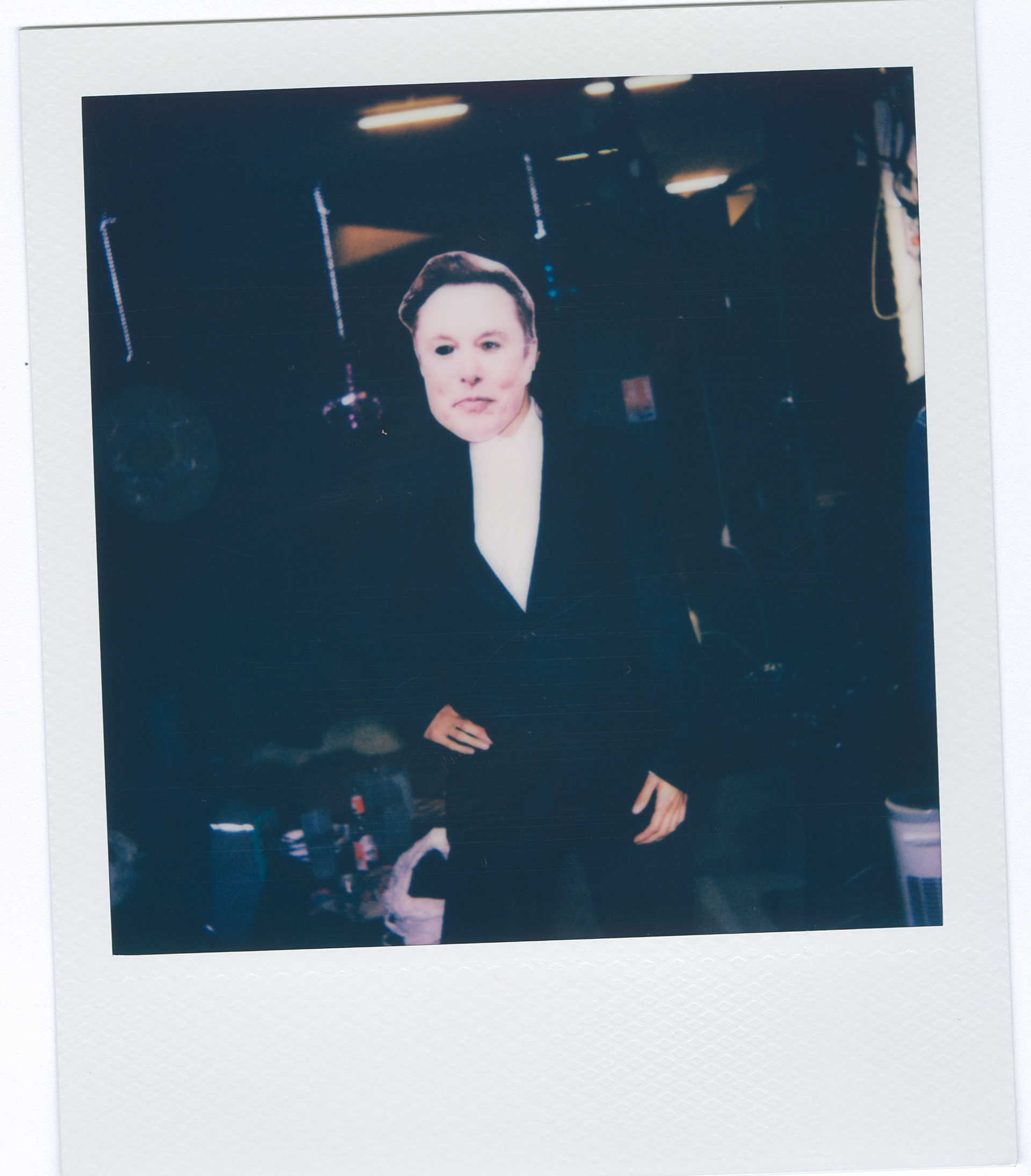 Eva Charron is a French activist involved in the collective Planète Boum Boum. She contributes to its work through creative and cultural practices that merge performance, music and political engagement in collective spaces.