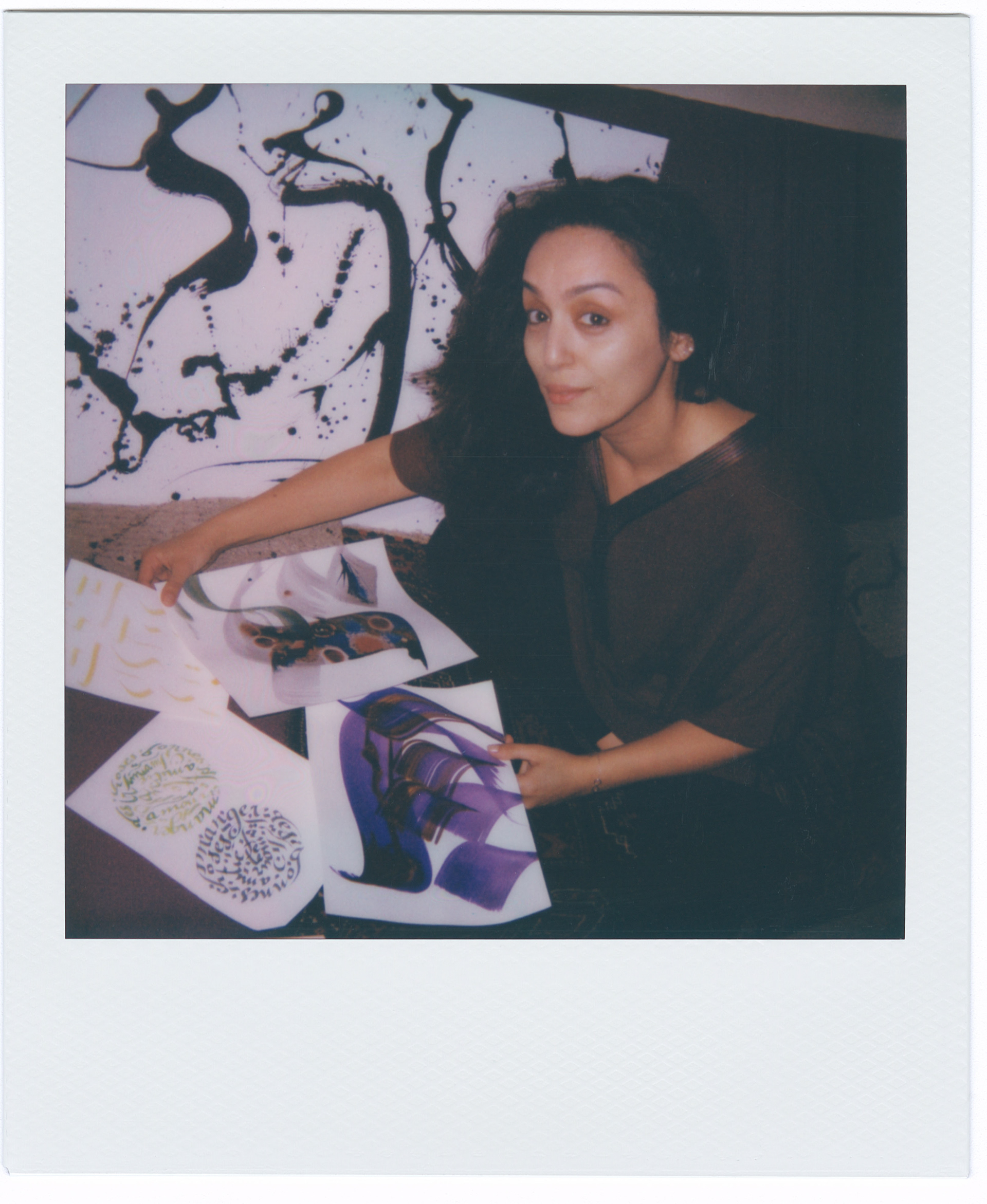 Saena Delacroix-Sadighiyan is a Franco-Iranian researcher, screenwriter, and calligrapher. She has developed a hybrid, eclectic style of contemporary calligraphy that blends the Arabic-Persian, Hebrew, and Latin alphabets. She currently teaches screenwriting (École de Condé, Sciences Po) and calligraphy (Institut des Cultures d’Islam) while continuing her work on graphic novels, poetry, and calligraphic research. Saena explores the concepts of identity, attachment, peace, and hybridization in both her artistic creations and her academic research. The photographs were taken in her atelier.